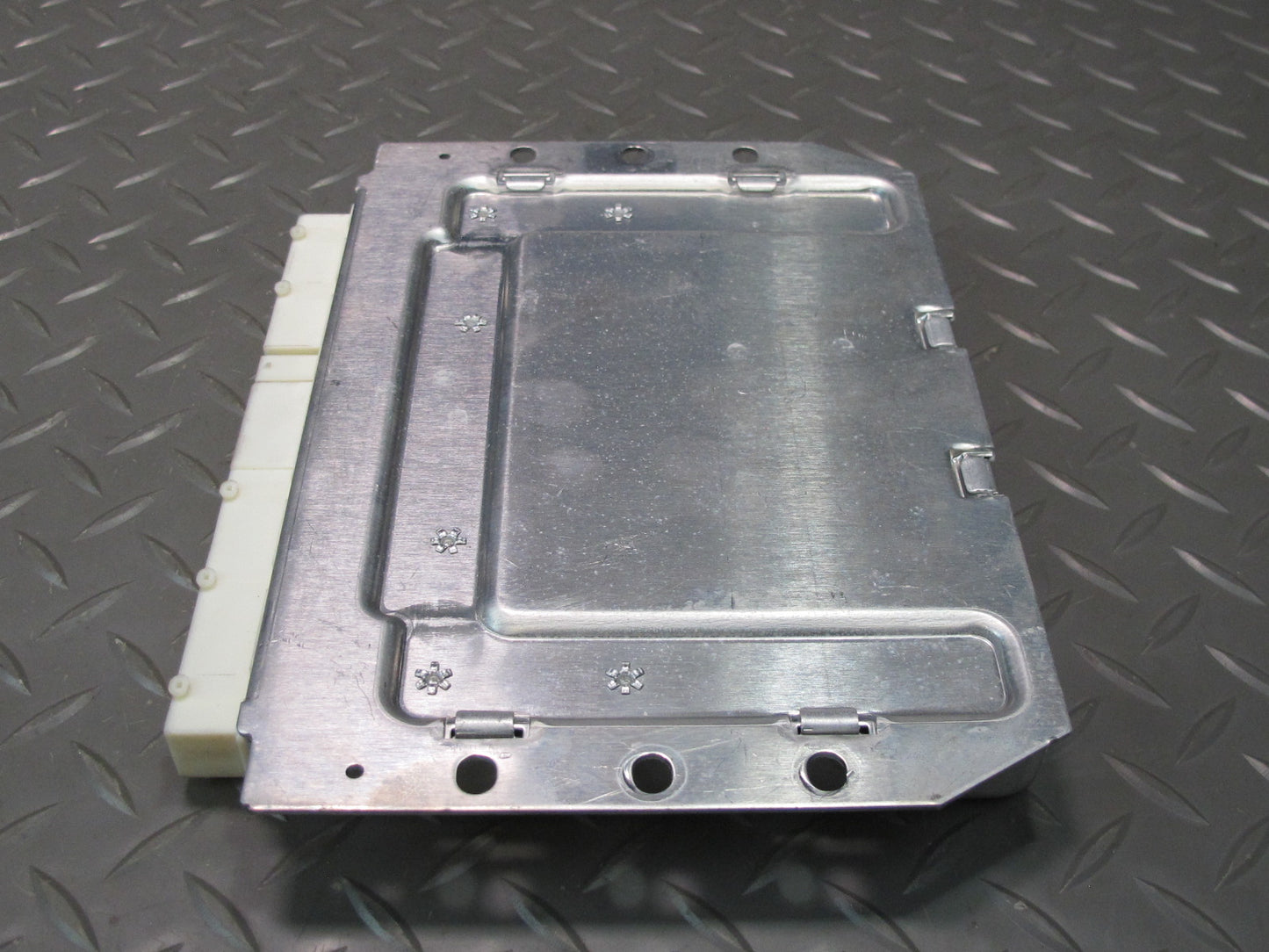 2011-2014 Porsche Cayenne 958 Air Suspension Control Module Unit 7P0907553K