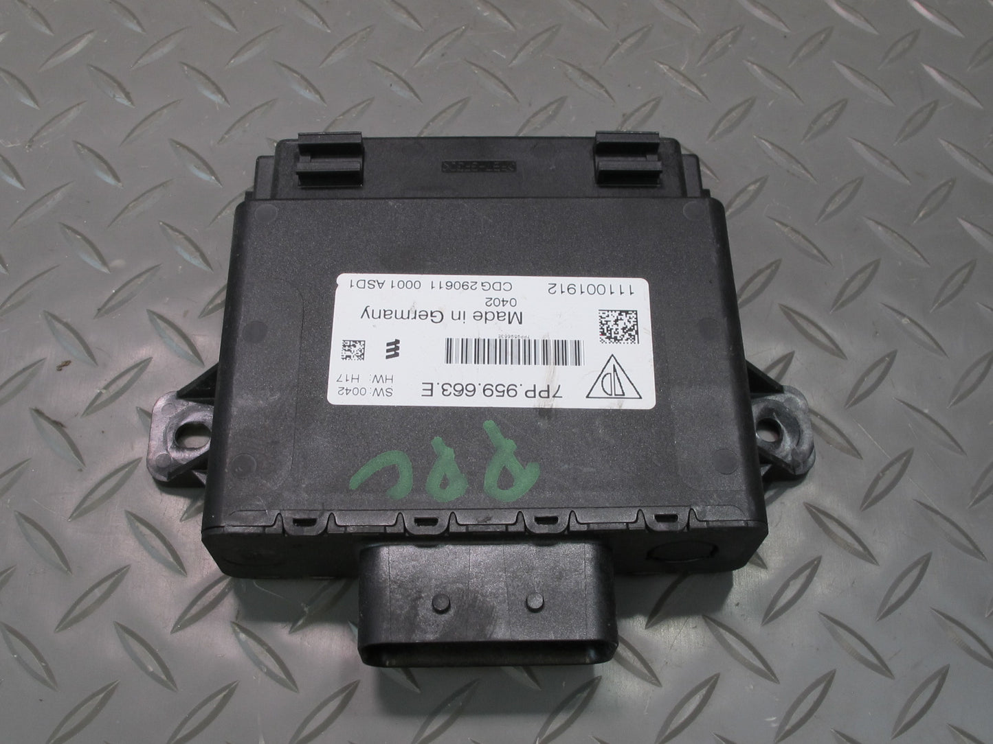 2011-2018 Porsche Cayenne 958 Voltage Power Inverter Converter Module Unit