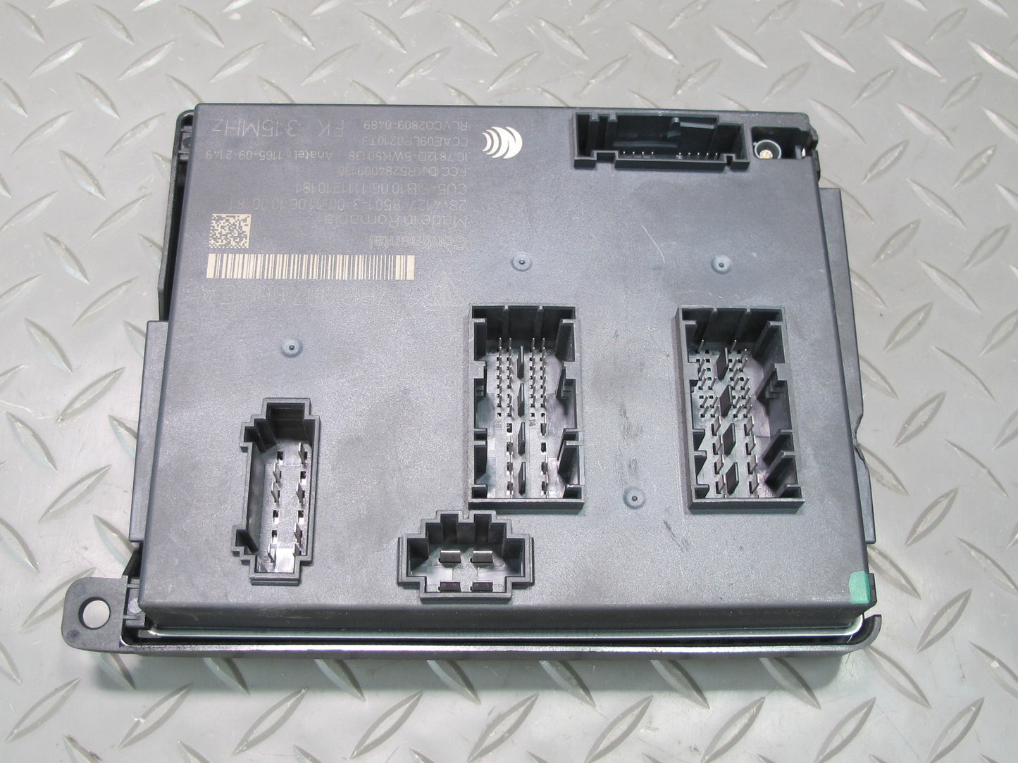 2012 Porsche Cayenne 958 Body Control Module BCM Unit 7PP907064EA