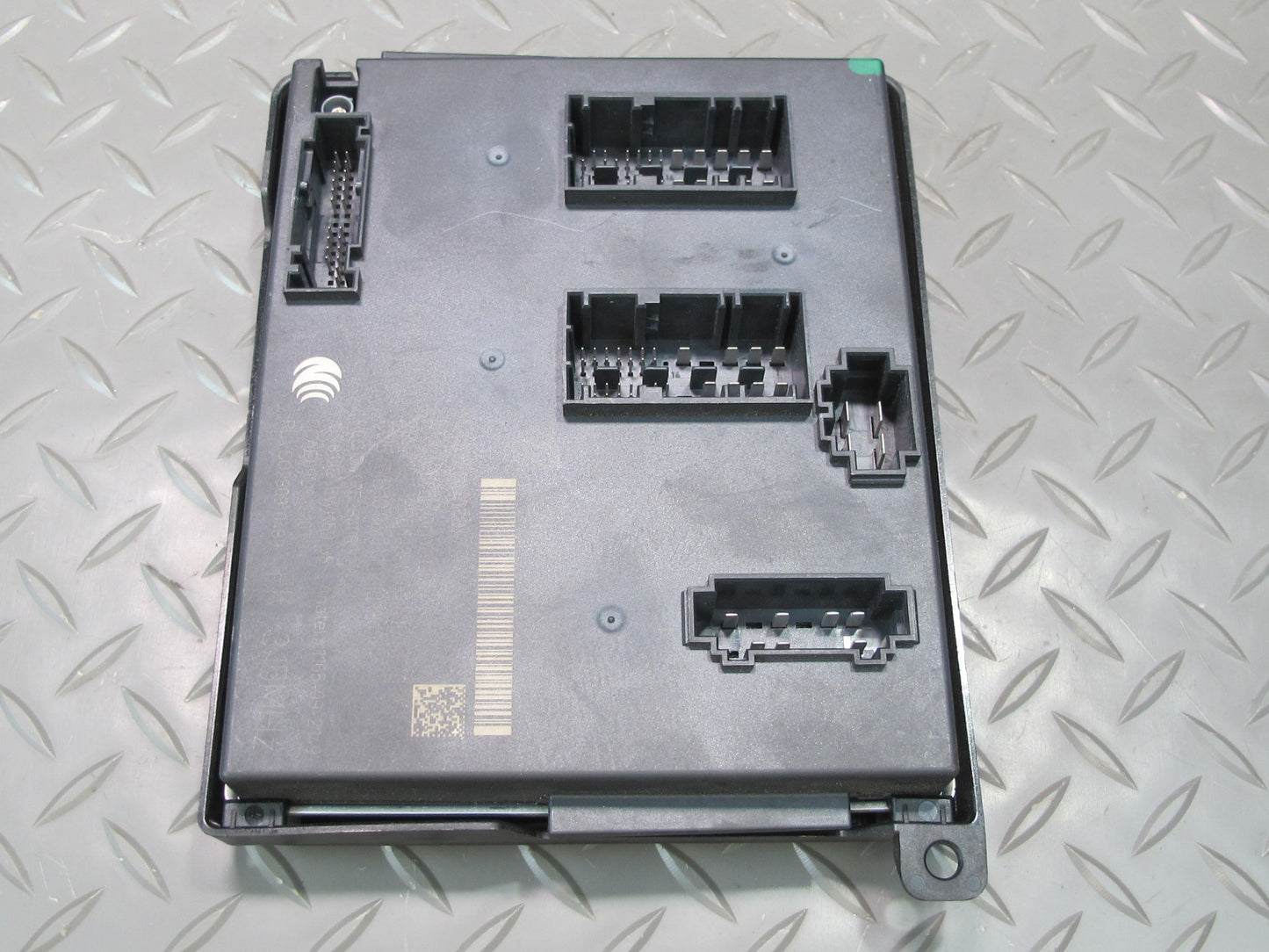 2012 Porsche Cayenne 958 Body Control Module BCM Unit 7PP907064EA