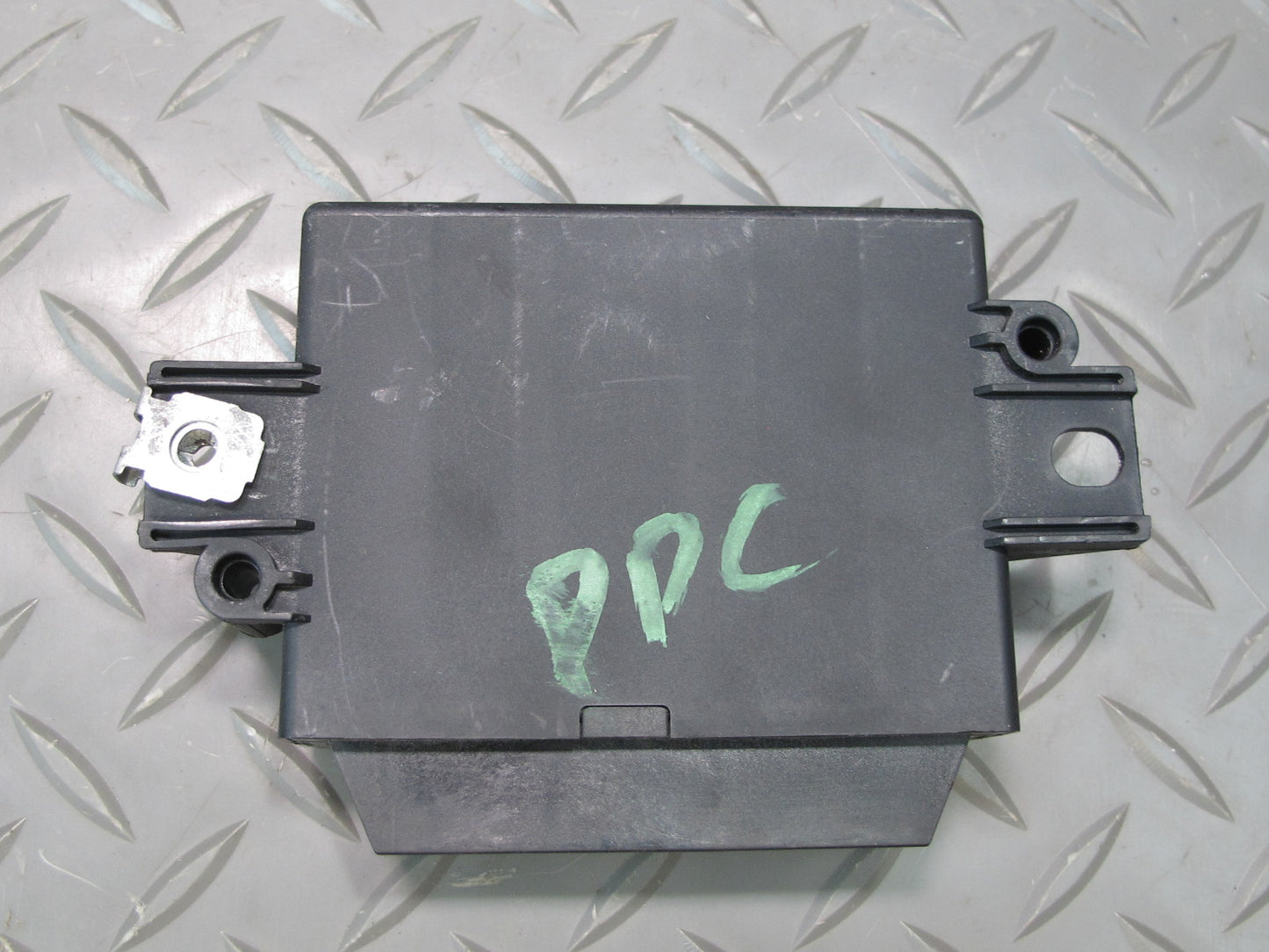 2011-2014 Porsche Cayenne 958 PDC Park Assist Control Module Unit