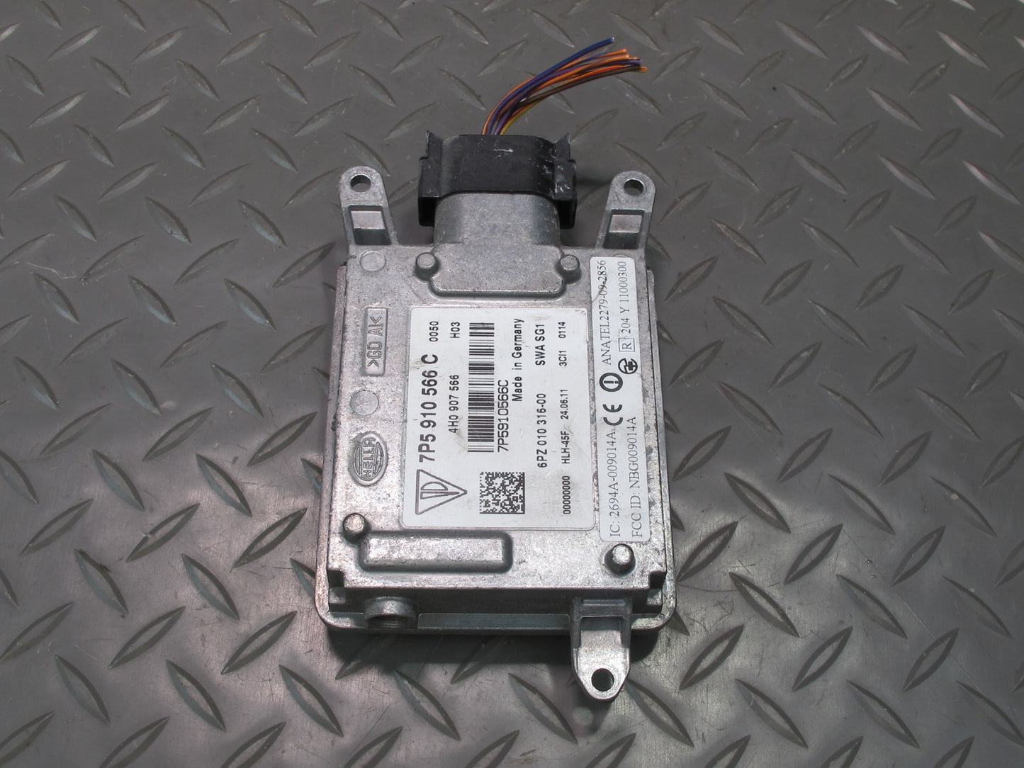 2011-2014 Porsche Cayenne 958 Rear Left Side Blind Spot Sensor Control Module