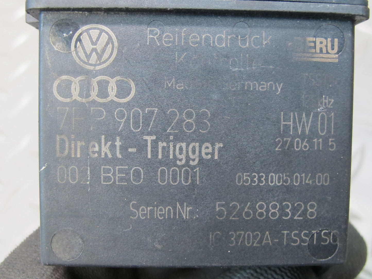 2011-2014 Porsche Cayenne 958 TPMS Tire Pressure Sensor Module Unit Set