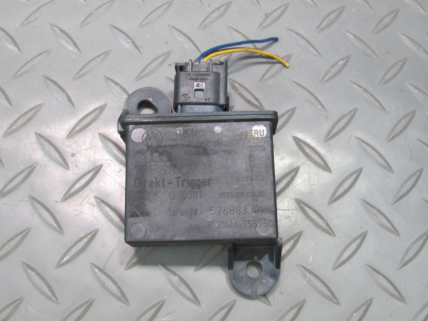 2011-2014 Porsche Cayenne 958 TPMS Tire Pressure Sensor Module Unit Set