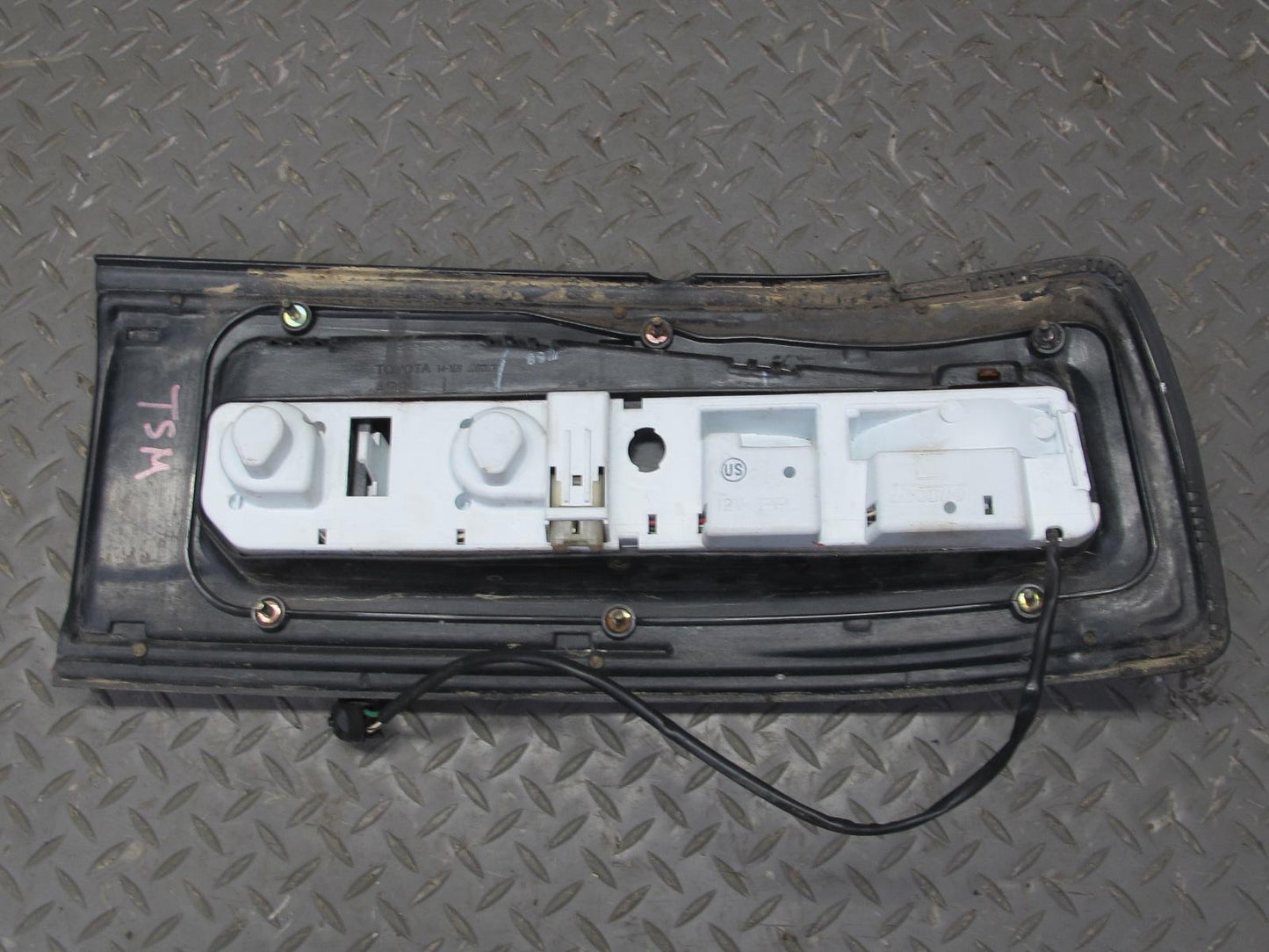 89-92 Toyota Supra MA70L MK3 Set of 3 Rear Left Center Right Tail Light Lamp OEM