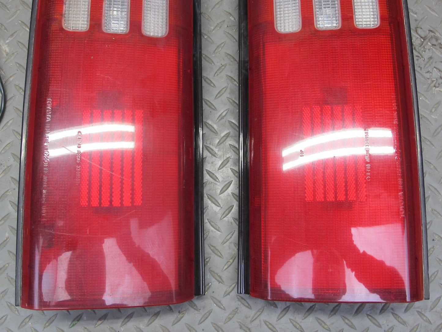 89-92 Toyota Supra MA70L MK3 Set of 3 Rear Left Center Right Tail Light Lamp OEM