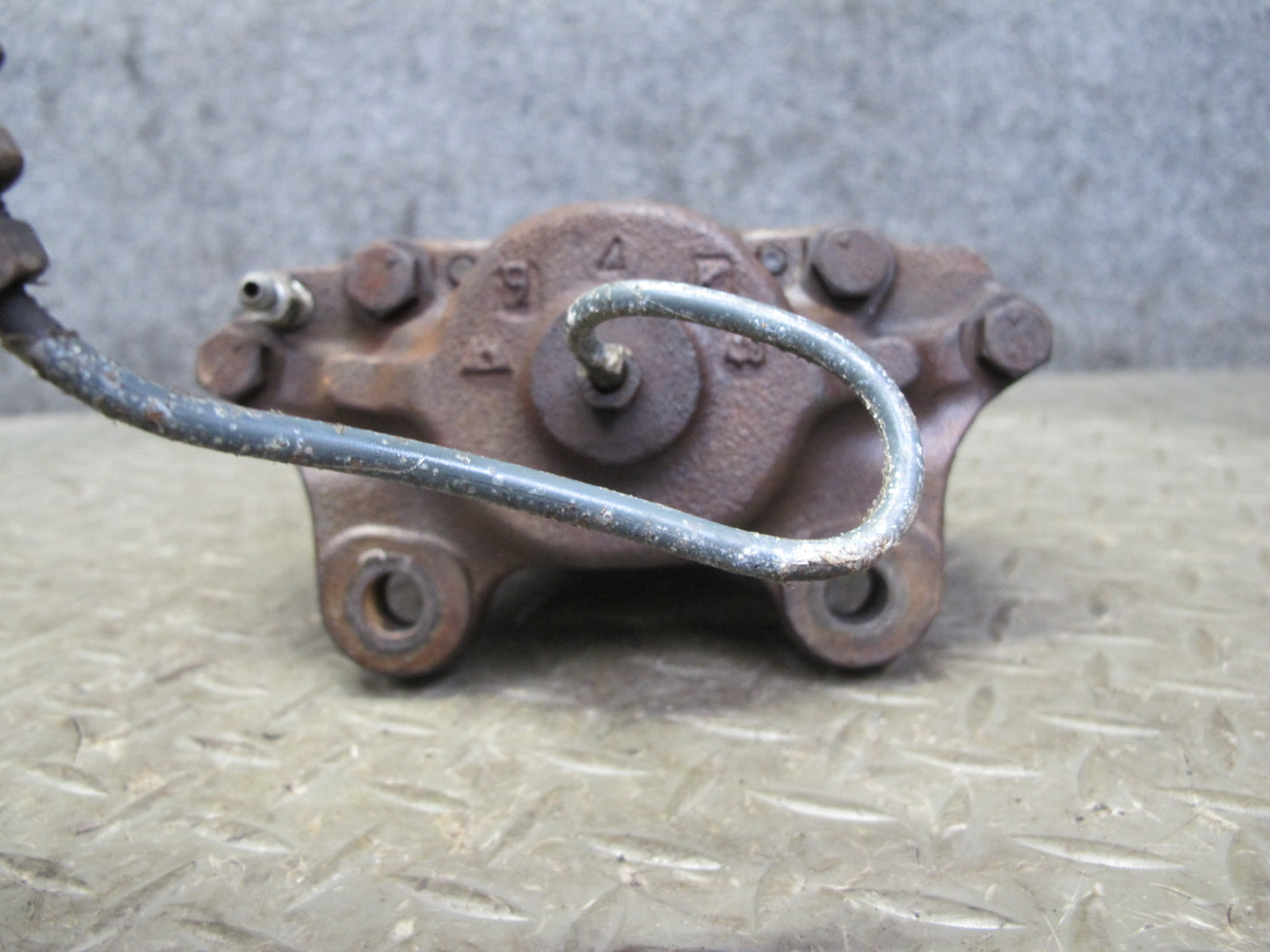 75-78 Datsun S30 280Z Set of 2 Rear Left & Right Sumitomo Brake Caliper OEM