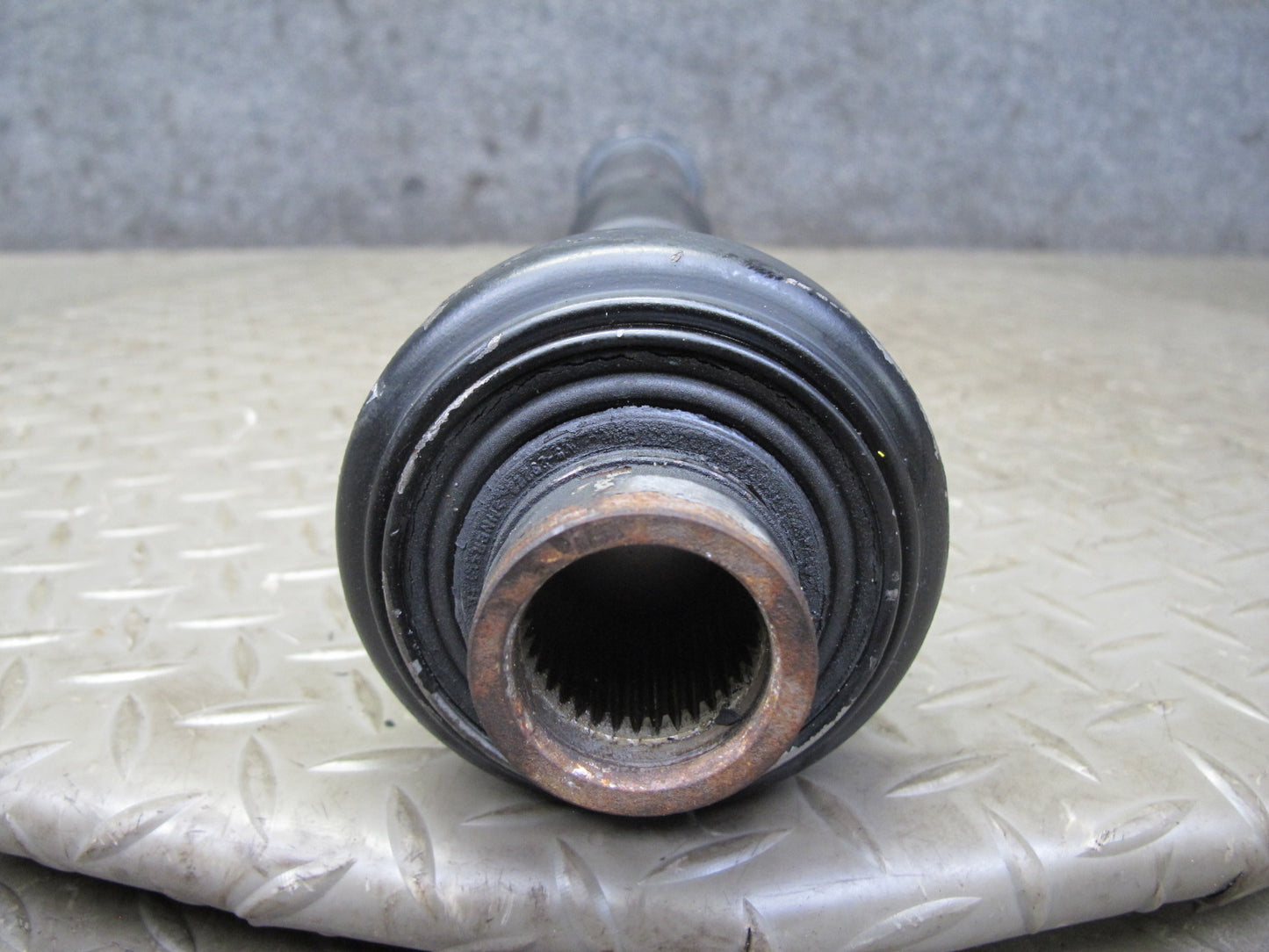 2011-2018 Porsche Cayenne 958 Turbo 4.8L Front Drive Shaft Propeller