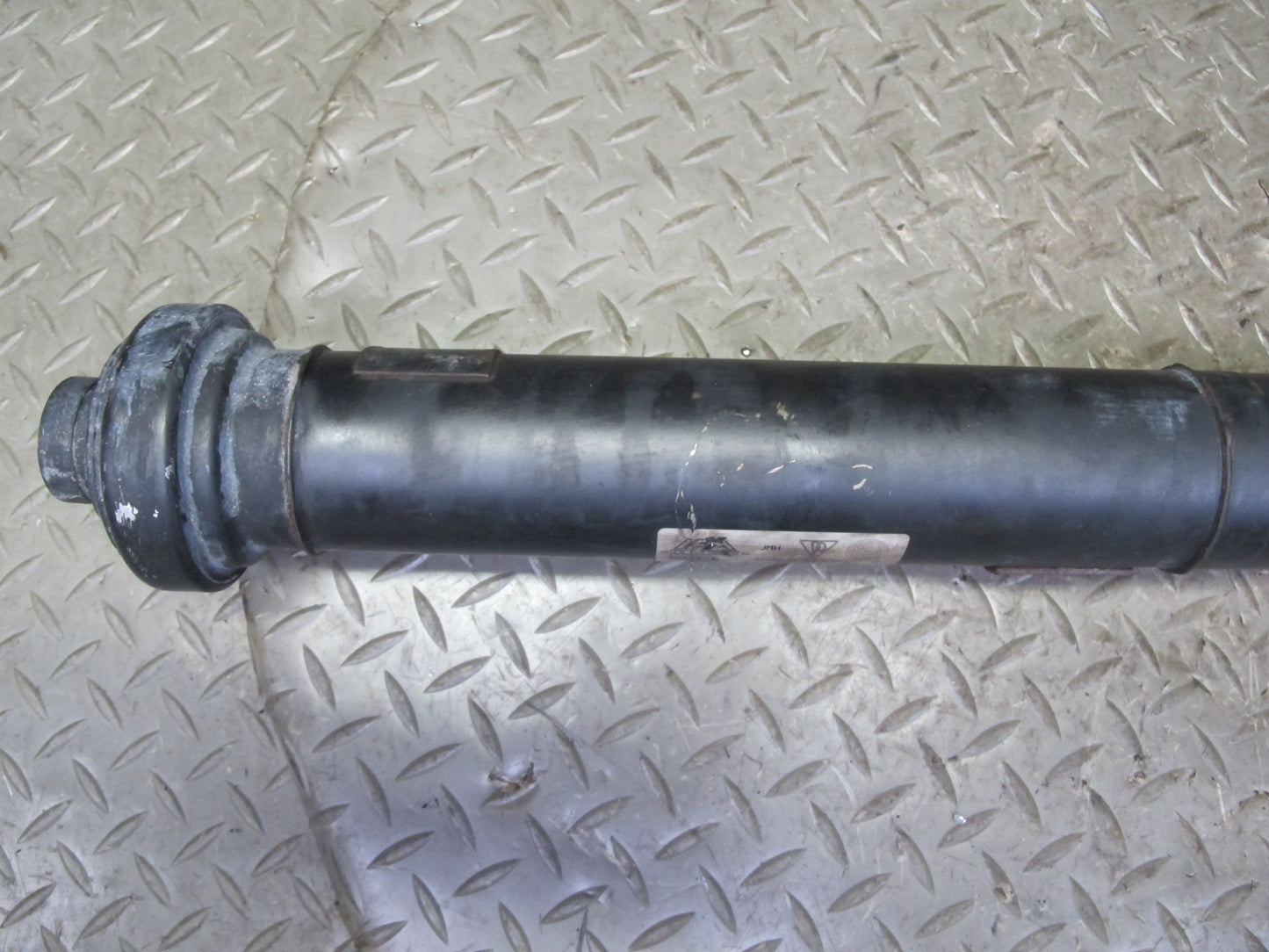 2011-2018 Porsche Cayenne 958 Turbo 4.8L Front Drive Shaft Propeller