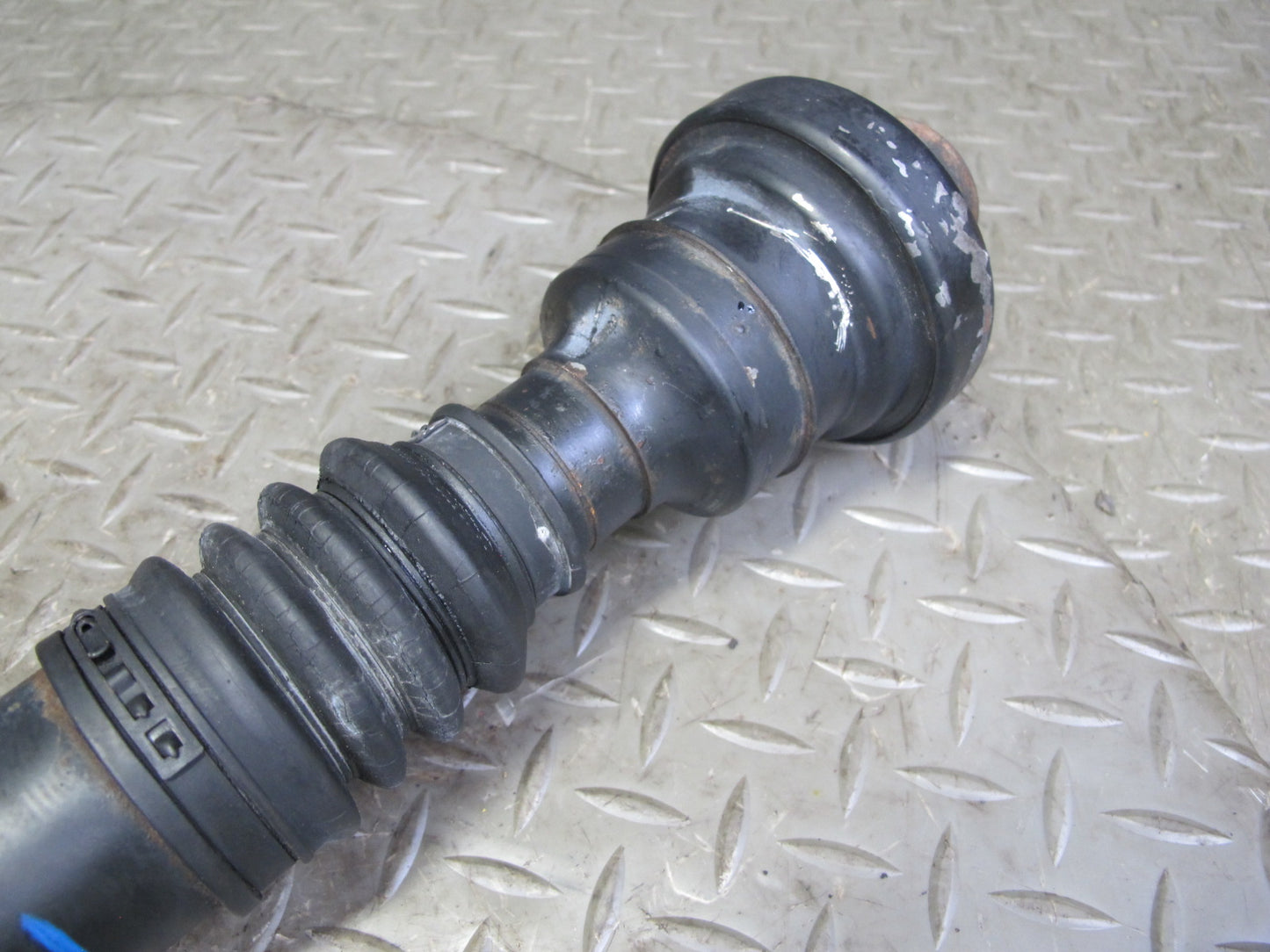 2011-2018 Porsche Cayenne 958 Turbo 4.8L Front Drive Shaft Propeller