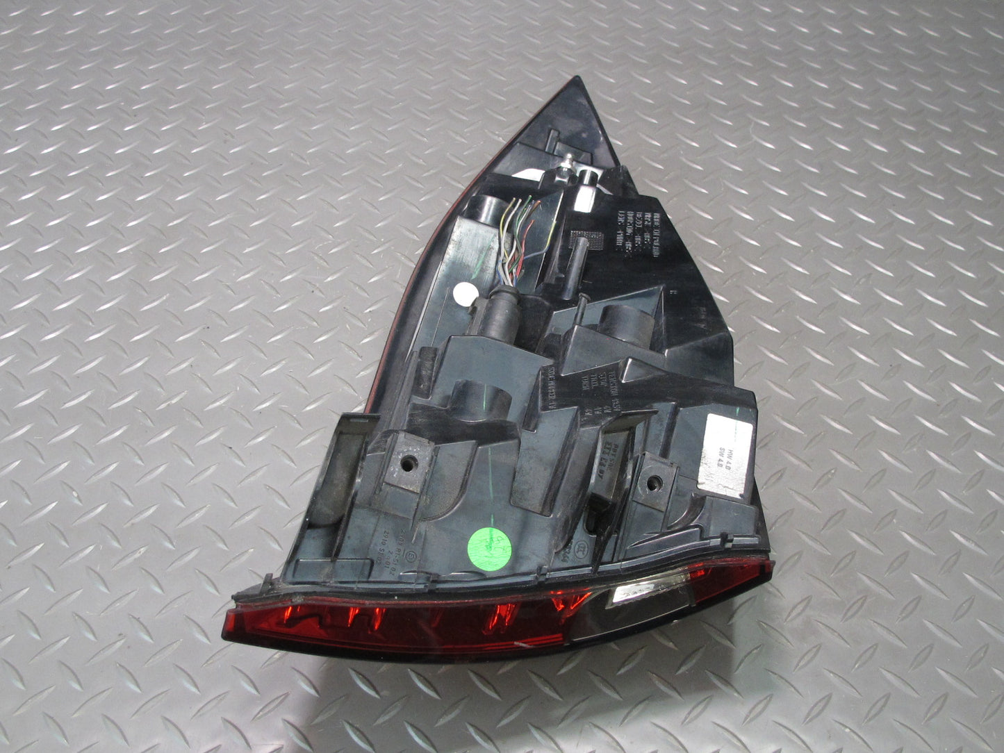 2011-2014 Porsche Cayenne 958 Rear Right Passenger Side Outer Tail Light Lamp