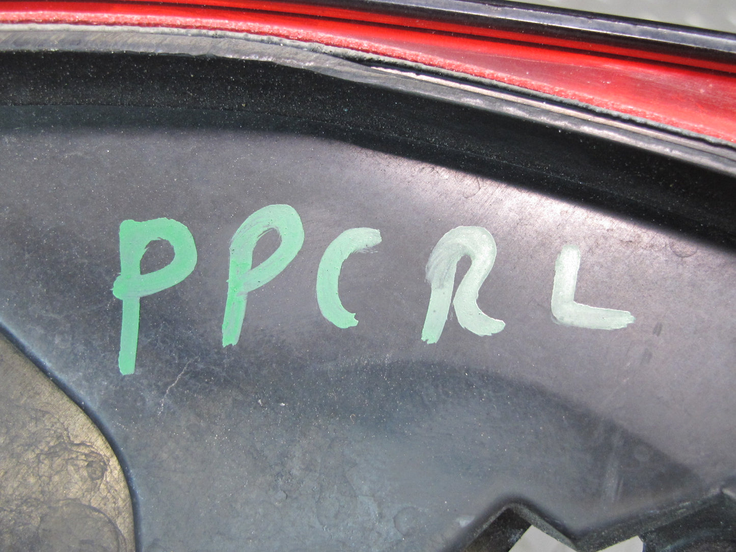 2011-2014 Porsche Cayenne 958 Rear Left Drvier Side Outer Tail Light Lamp