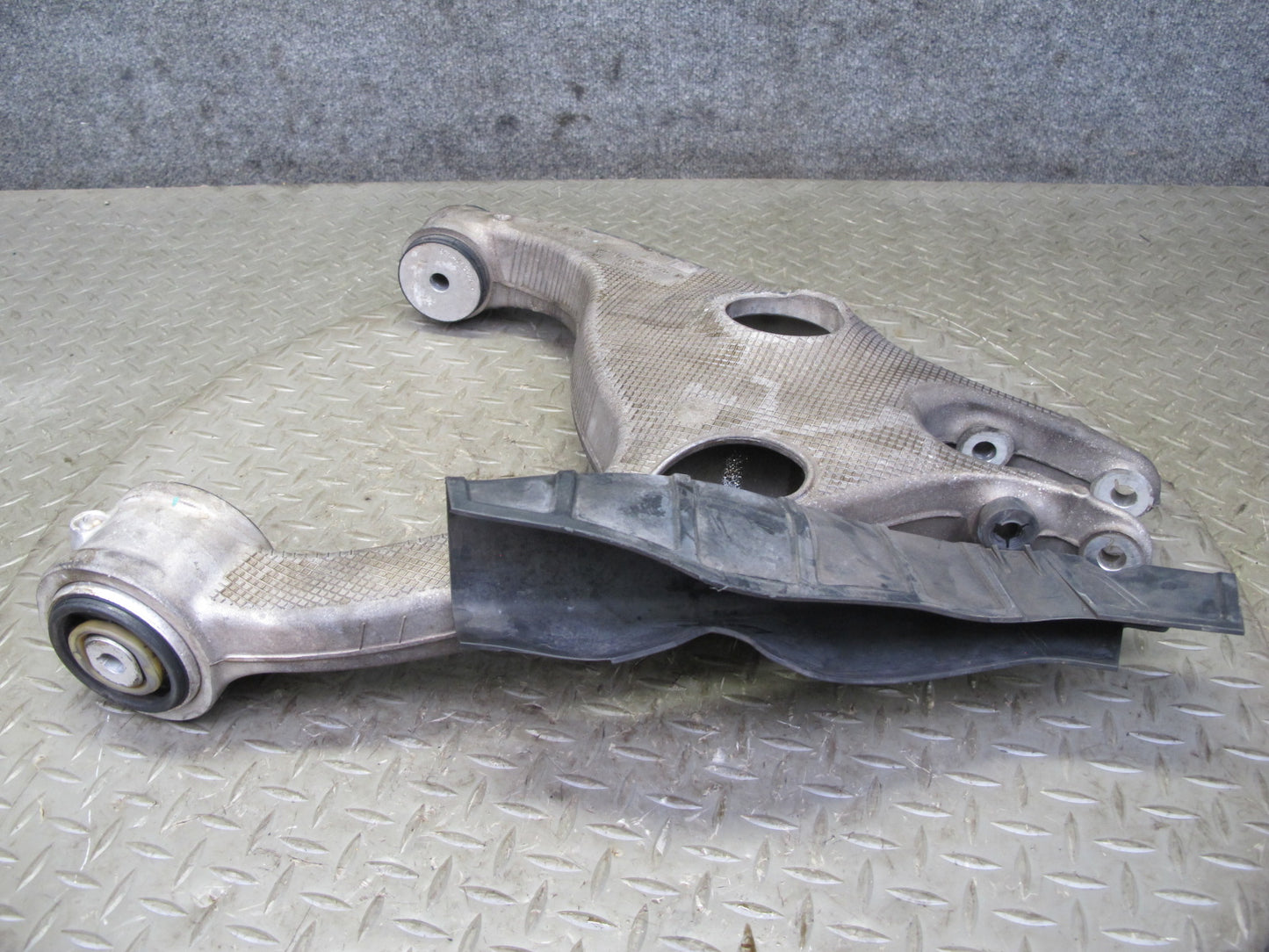 17-23 Porsche Panamera 971 AWD Rear Right Upper & Lower Control Arm Set of 4