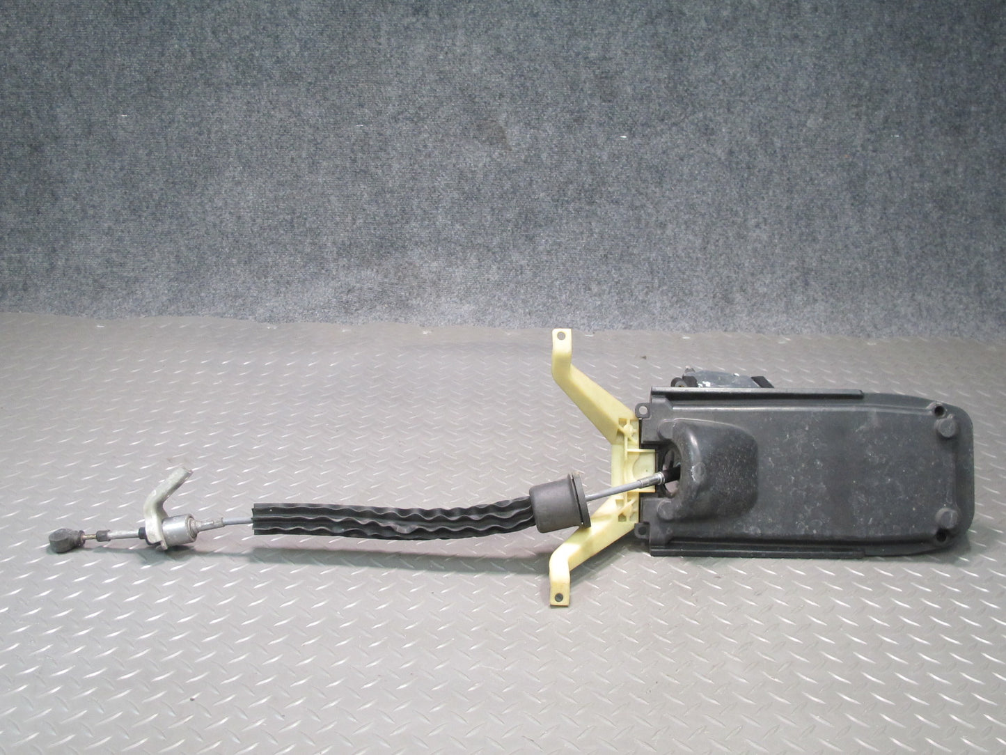 2011-2018 Porsche Cayenne 958 Automatic Transmission Floor Gear Shifter W/ Cable