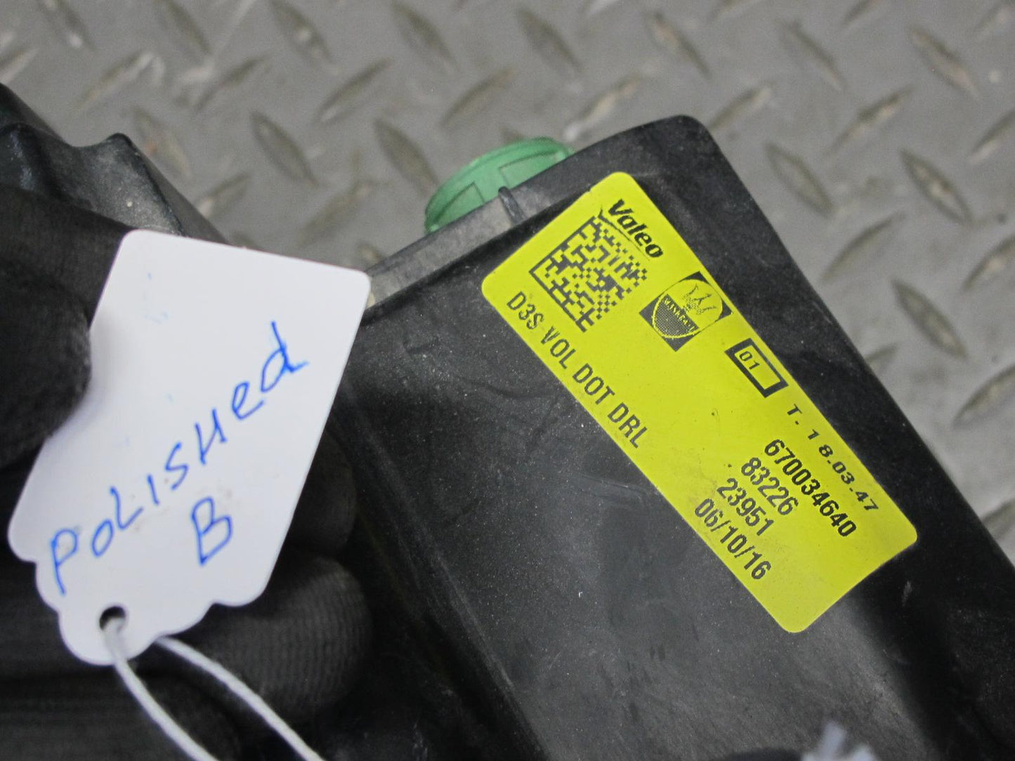 2017-2020 Maserati Levante M161 Front Right Side AFS Xenon HID Headlight Lamp