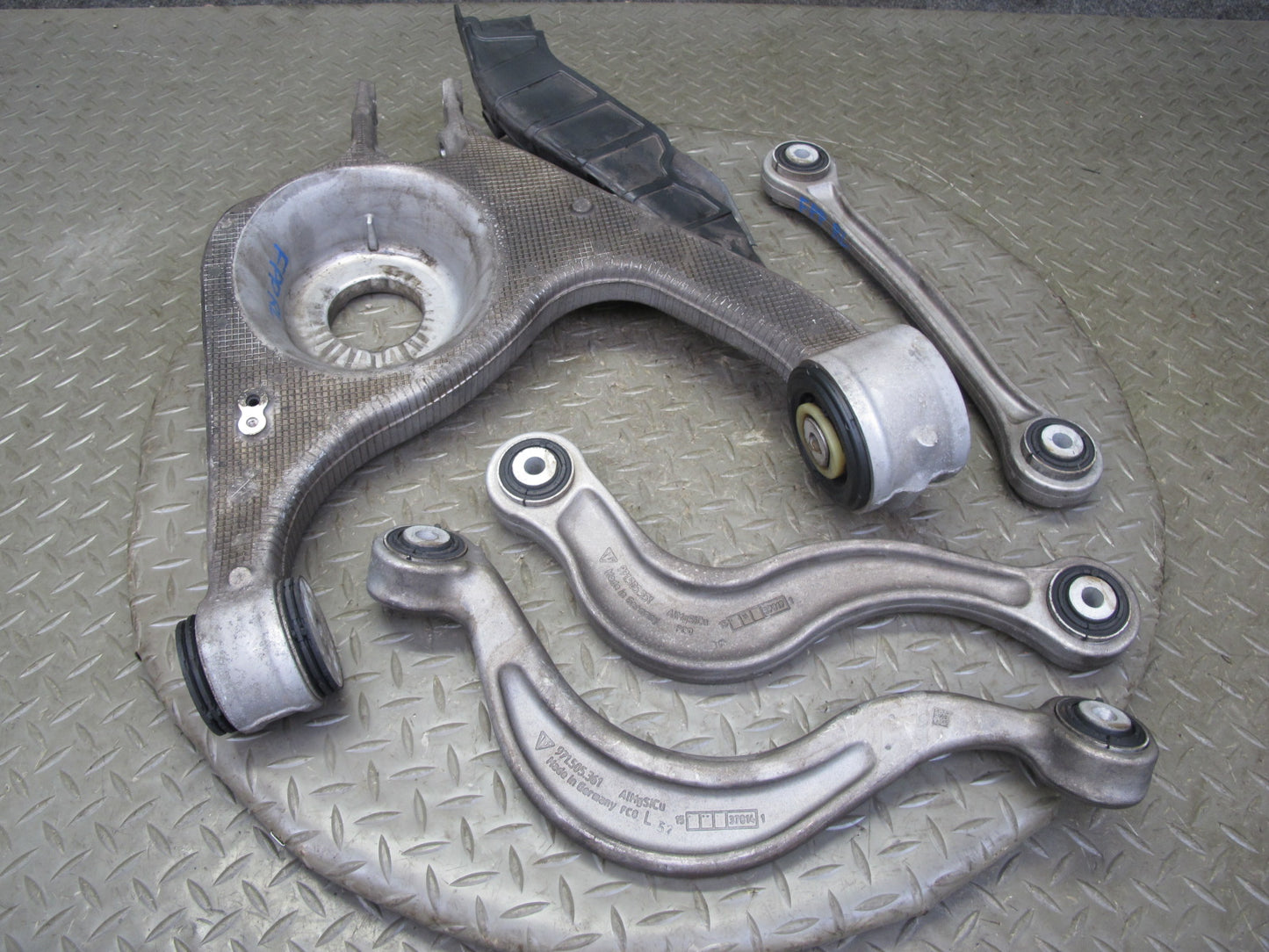 17-23 Porsche Panamera 971 AWD Rear Left Upper & Lower Control Arm Set of 4