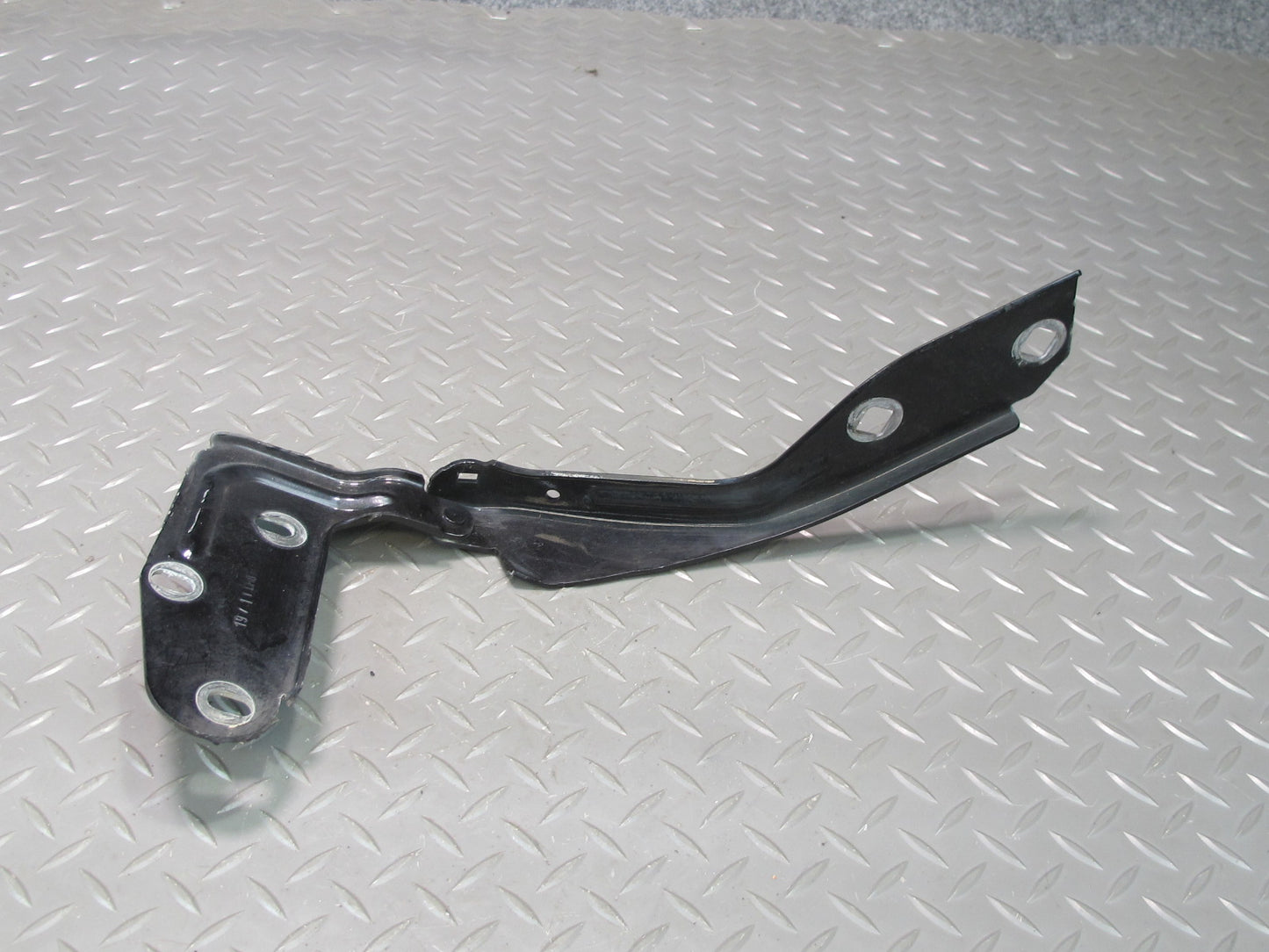 2011-2014 Porsche Cayenne 958 Front Left & Right Hood Hinge Set of 2