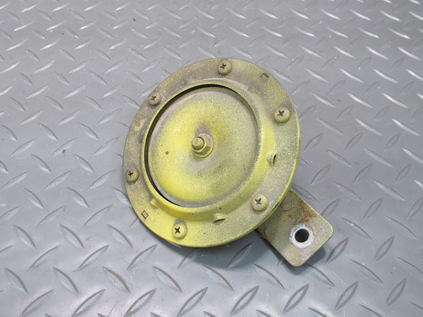 75-78 Datsun S30 280Z Horn Siren Unit OEM