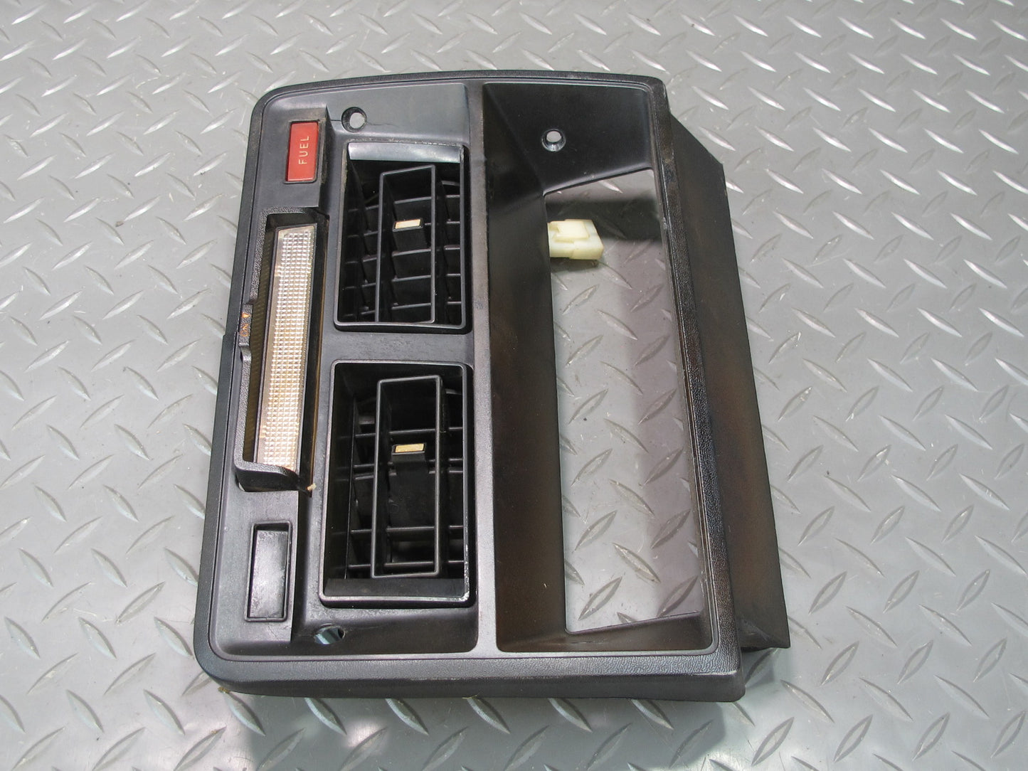 75-78 Datsun S30 280Z Dash Center A/C Vent Climate Trim Cover Panel OEM