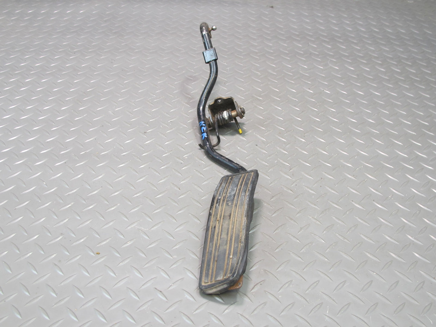 75-78 Datsun S30 280Z Gas Acceleration Pedal OEM