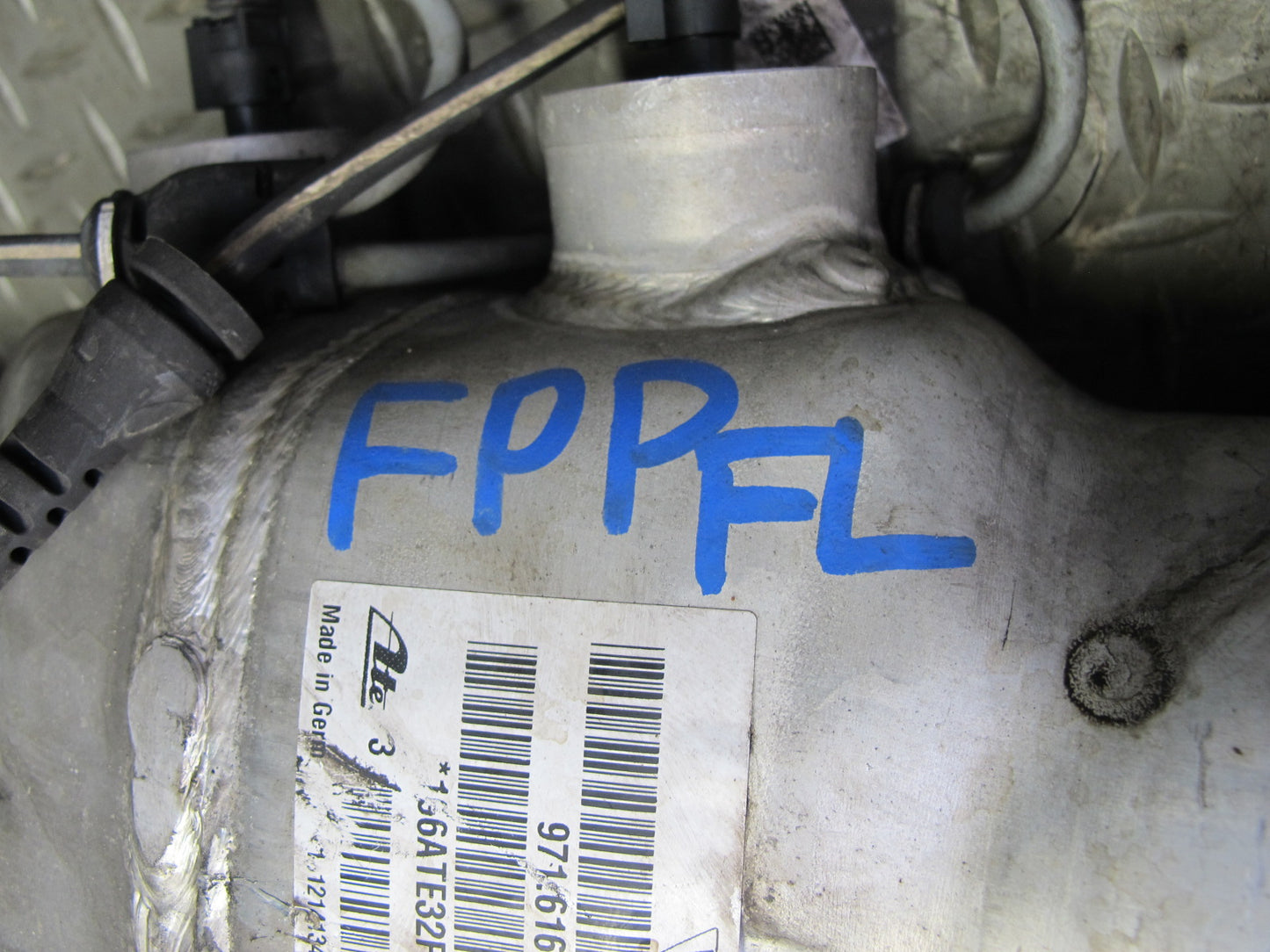 2017 Porsche Panamera 971 AWD Front Left Air Strut Shock Absorber 971616037D