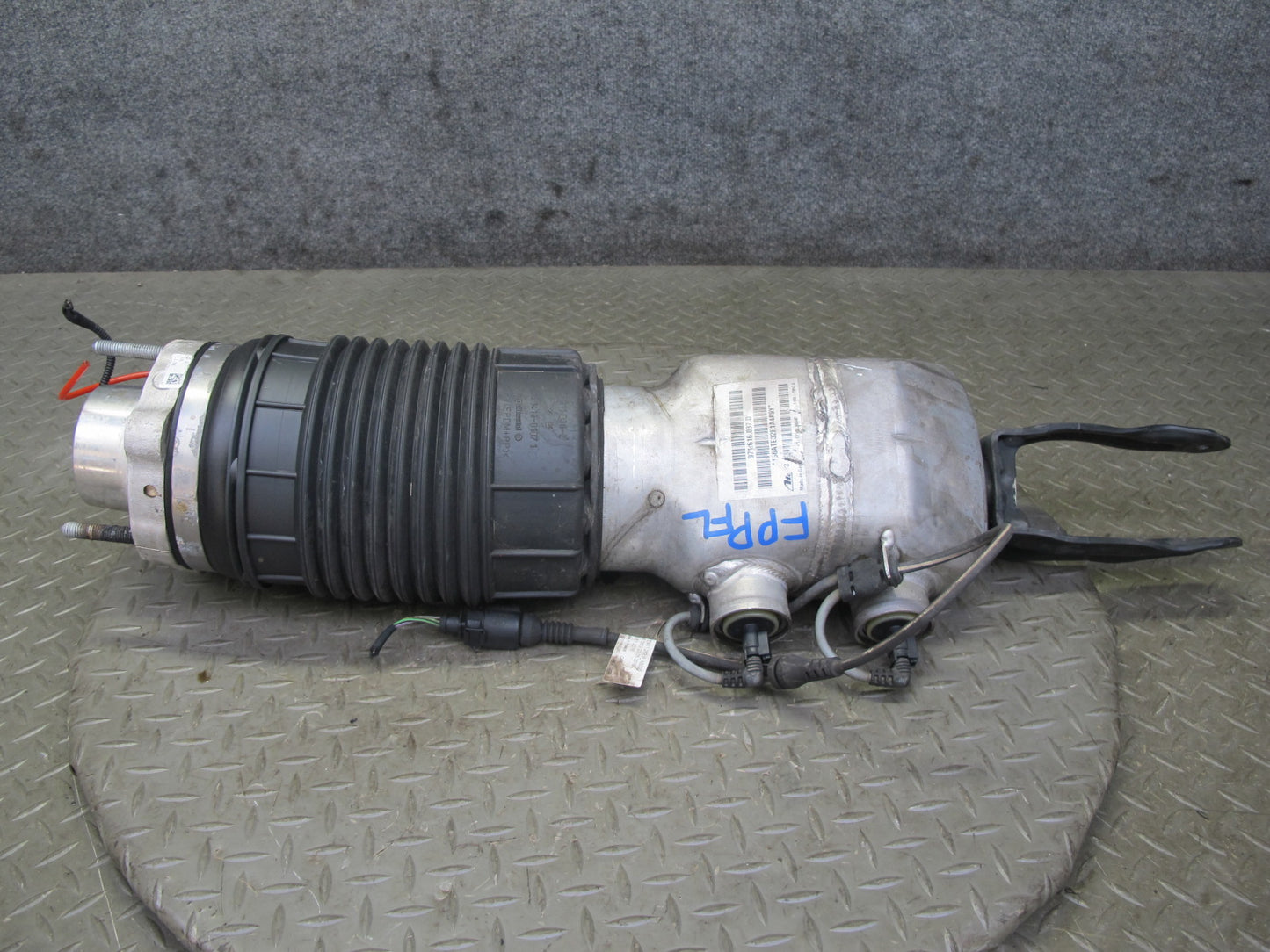 2017 Porsche Panamera 971 AWD Front Left Air Strut Shock Absorber 971616037D