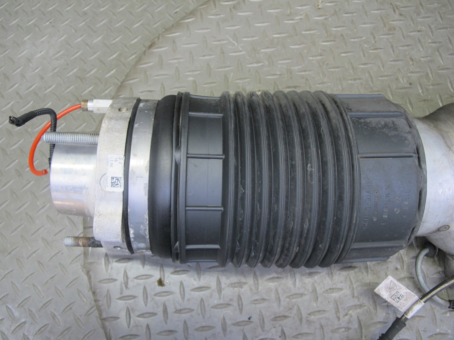 2017 Porsche Panamera 971 AWD Front Left Air Strut Shock Absorber 971616037D