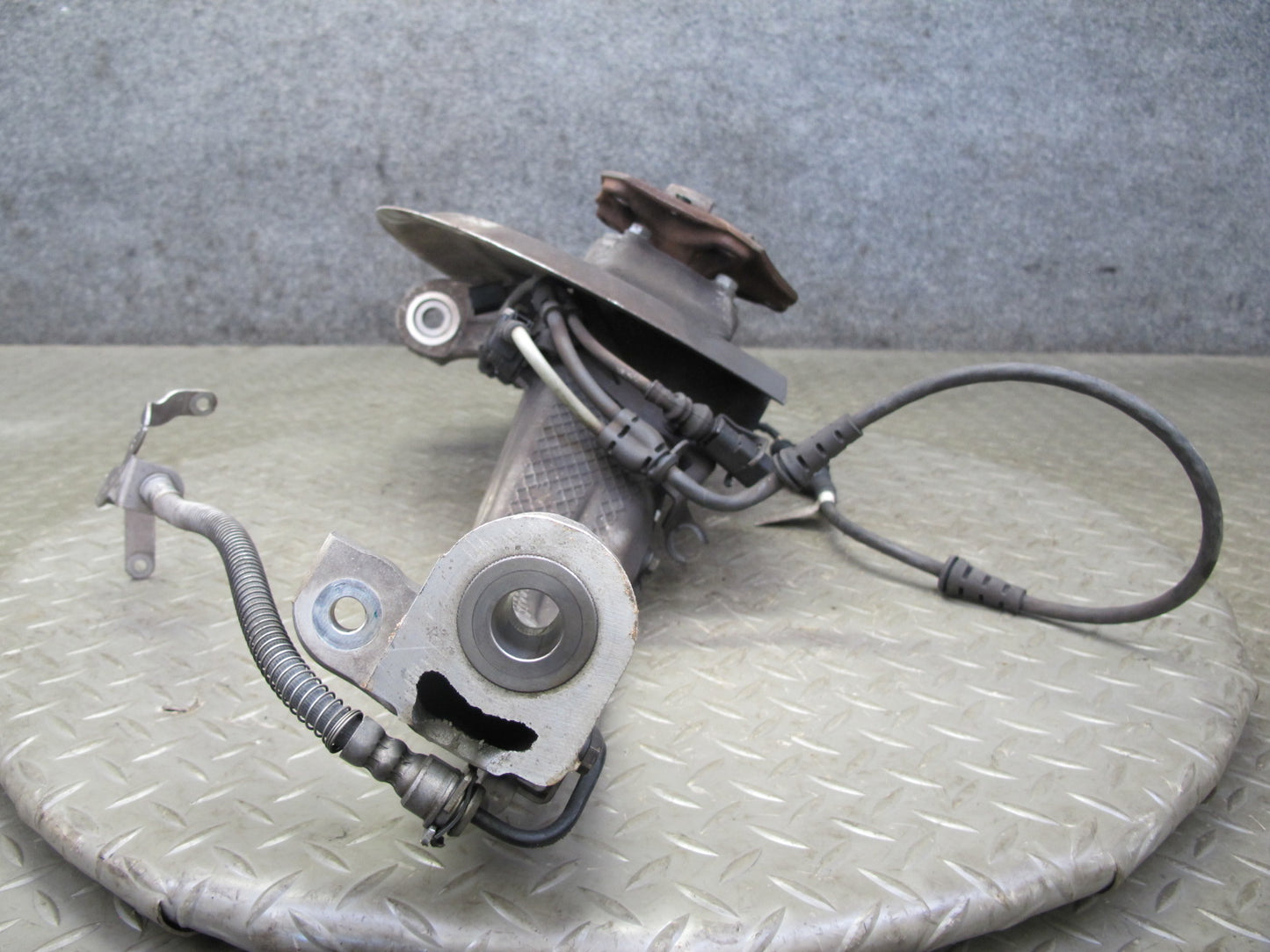 17-23 Porsche Panamera 971 AWD Front Left Spindle Knuckle Wheel Hub Bearing