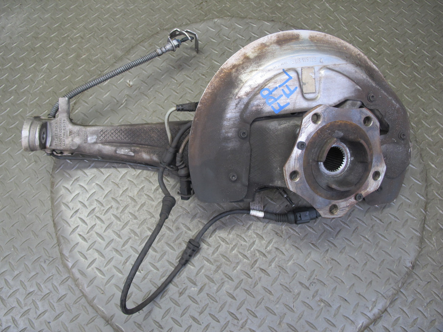 17-23 Porsche Panamera 971 AWD Front Left Spindle Knuckle Wheel Hub Bearing