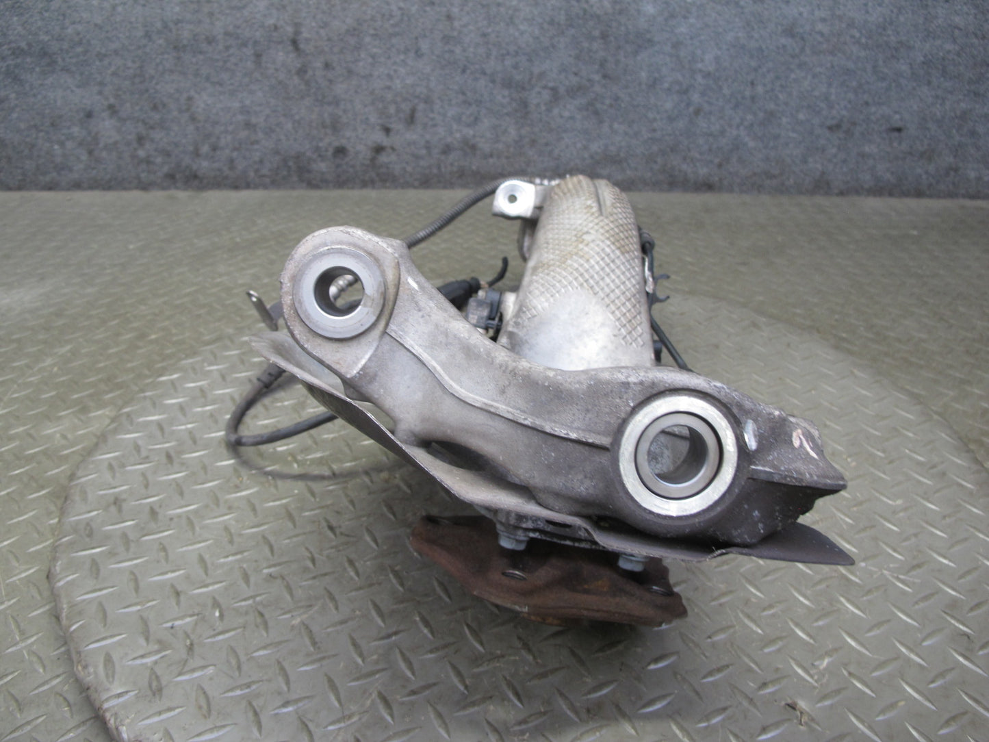 17-23 Porsche Panamera 971 AWD Front Left Spindle Knuckle Wheel Hub Bearing