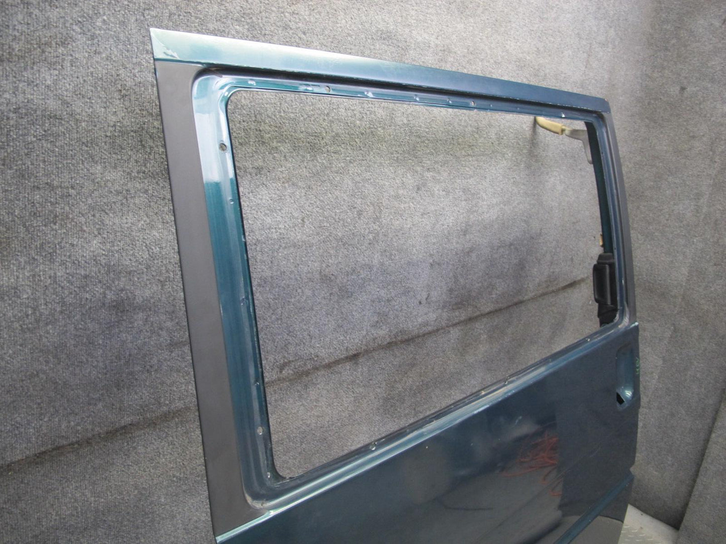 99-03 VW Eurovan T4 Right Sliding Door Shell Panel Green Pearl OEM