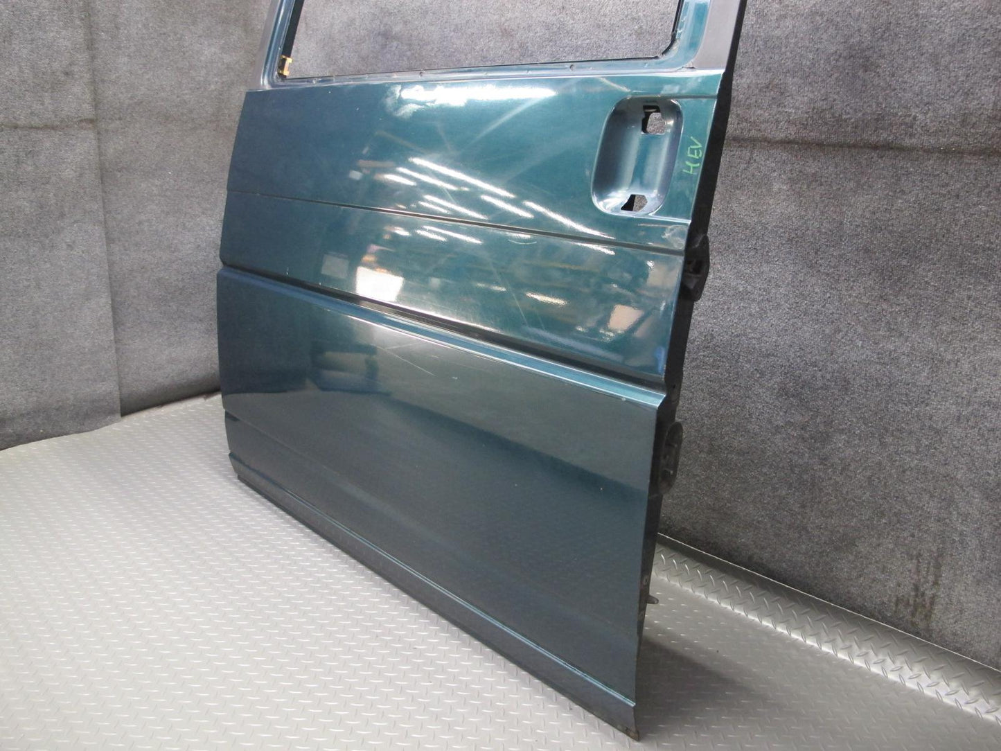 99-03 VW Eurovan T4 Right Sliding Door Shell Panel Green Pearl OEM