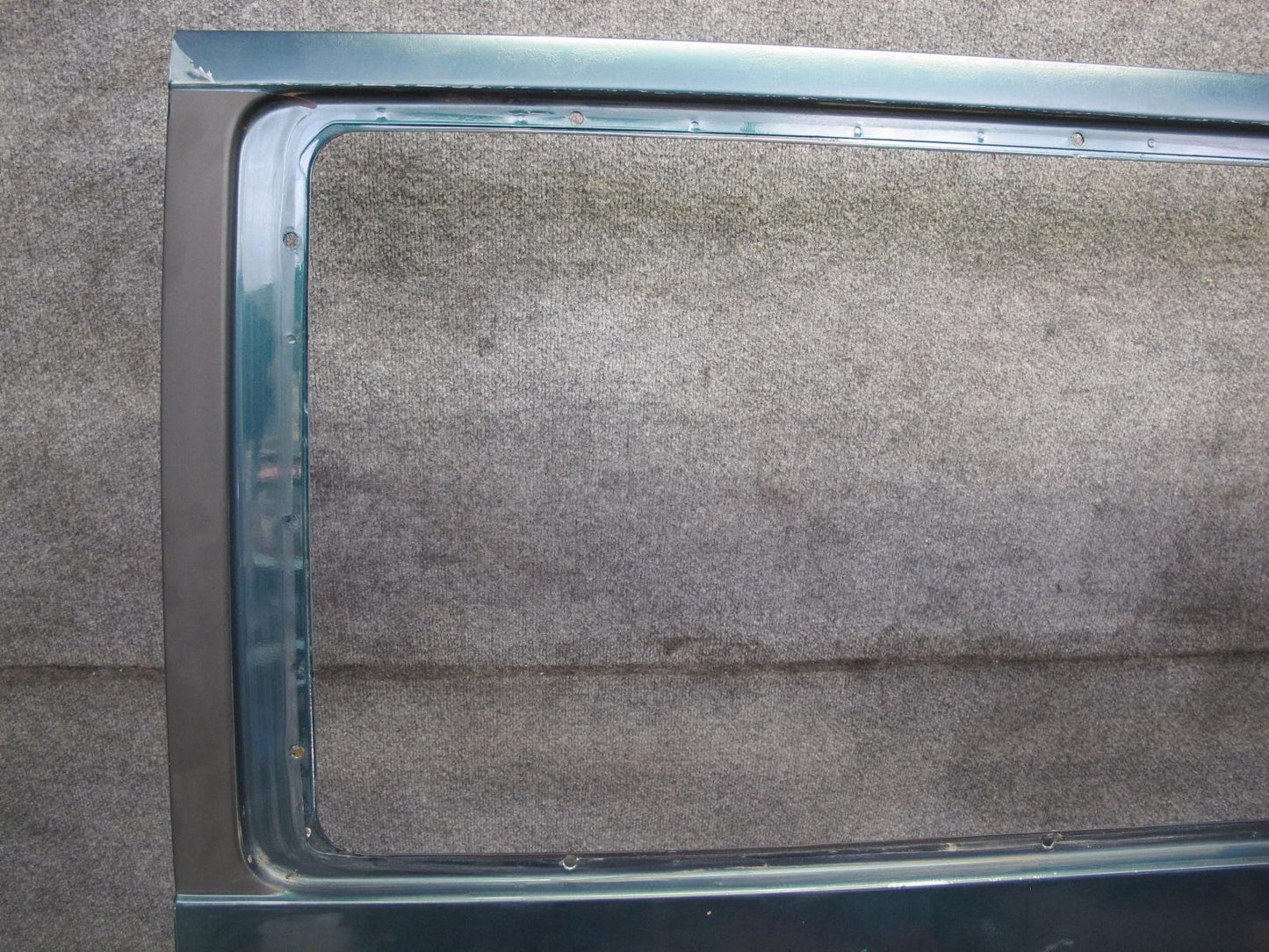 99-03 VW Eurovan T4 Right Sliding Door Shell Panel Green Pearl OEM