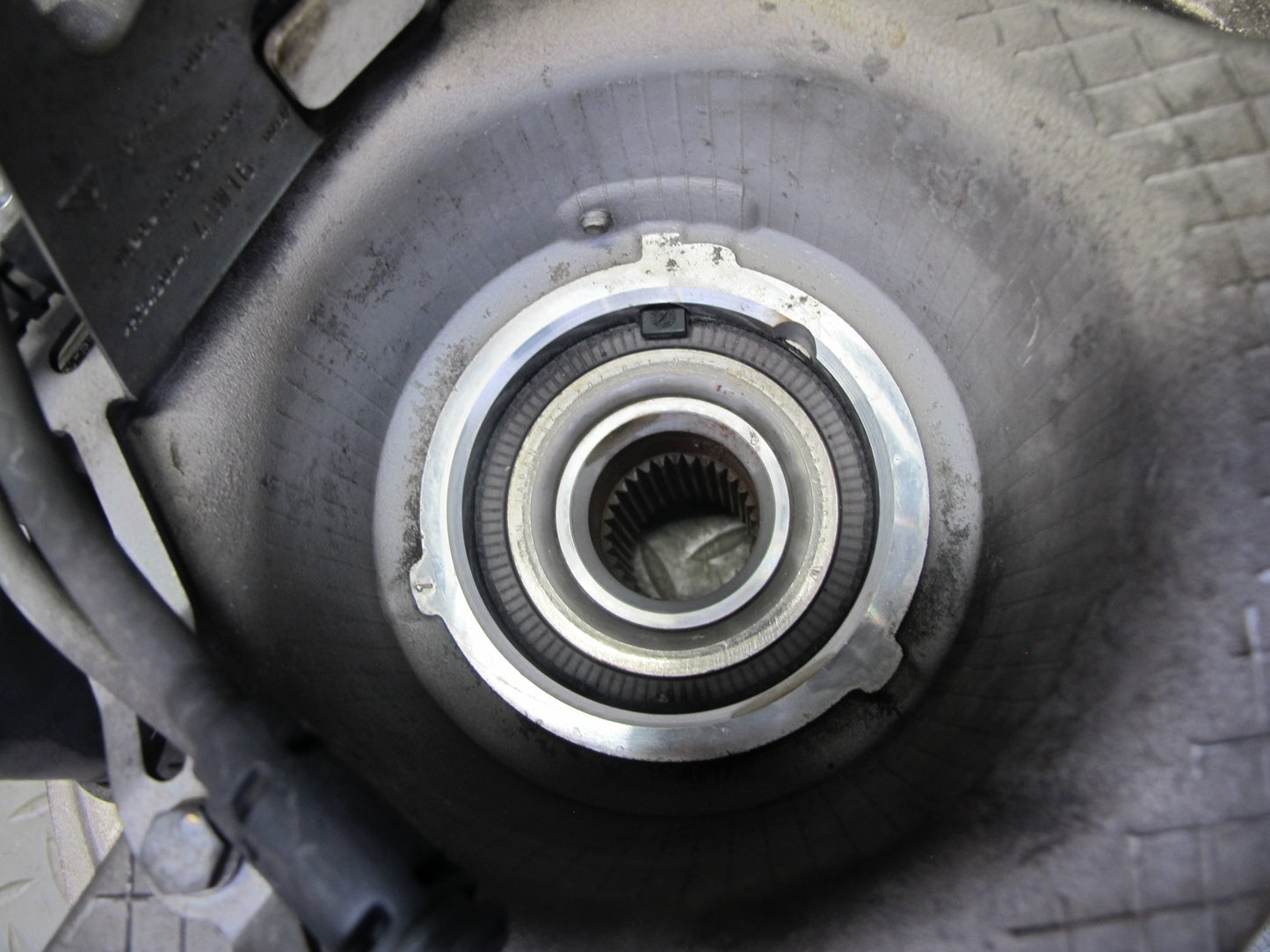 17-23 Porsche Panamera 971 AWD Rear Left Spindle Knuckle Wheel Hub Bearing