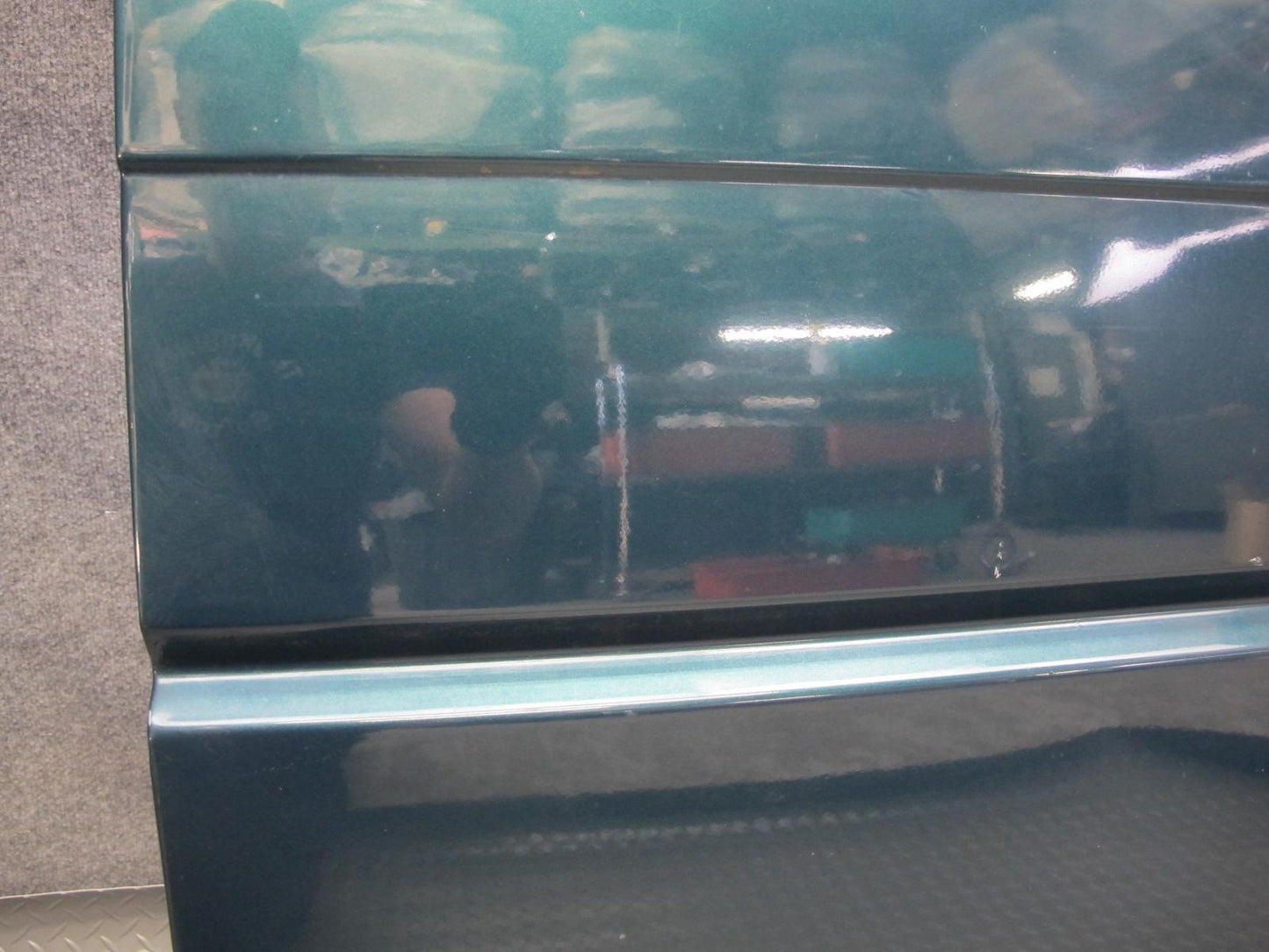 99-03 VW Eurovan T4 Right Sliding Door Shell Panel Green Pearl OEM