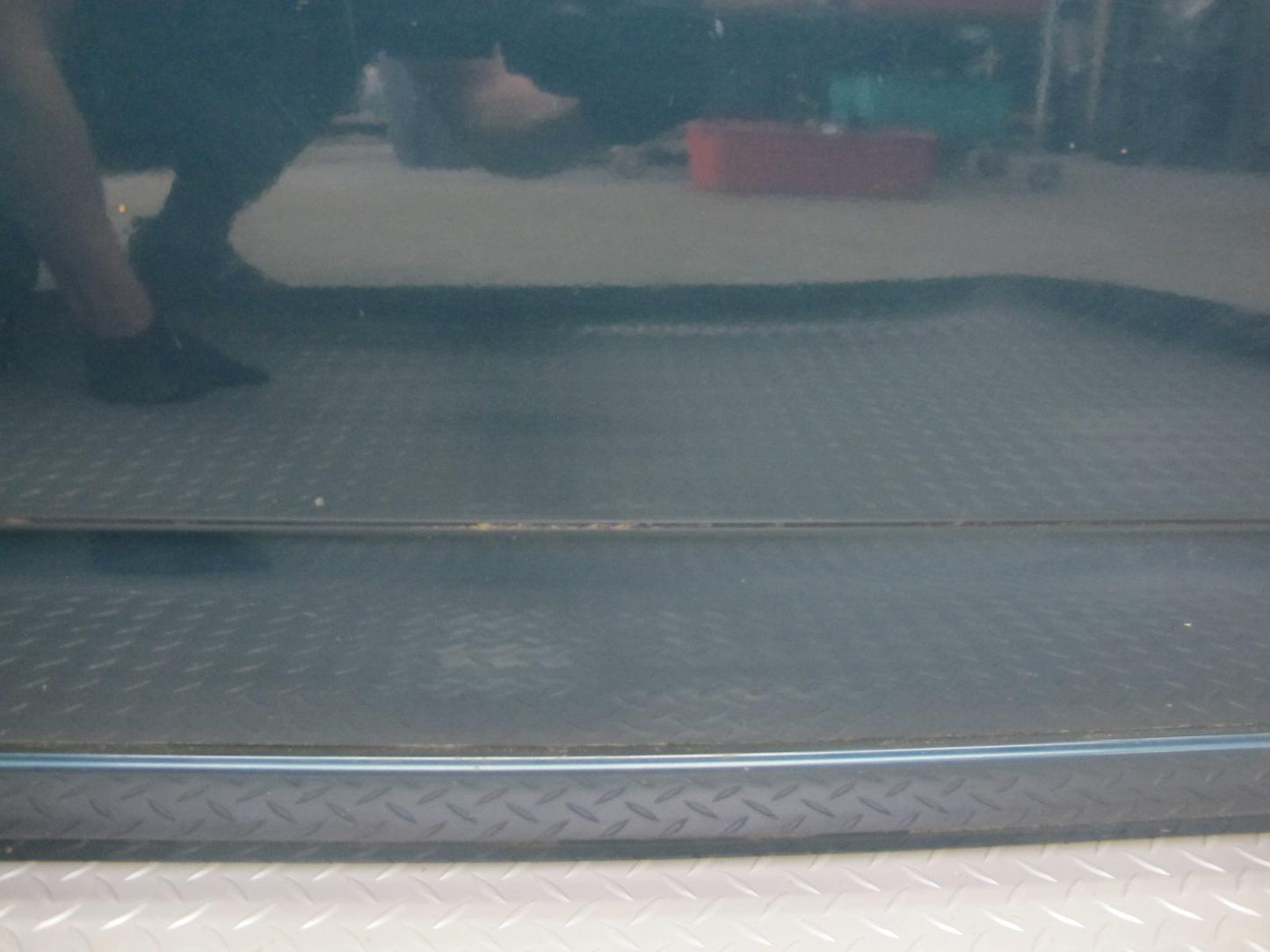 99-03 VW Eurovan T4 Right Sliding Door Shell Panel Green Pearl OEM