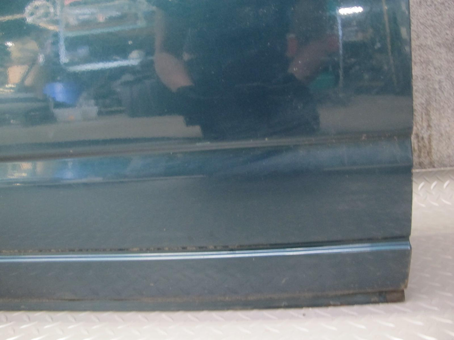 99-03 VW Eurovan T4 Right Sliding Door Shell Panel Green Pearl OEM