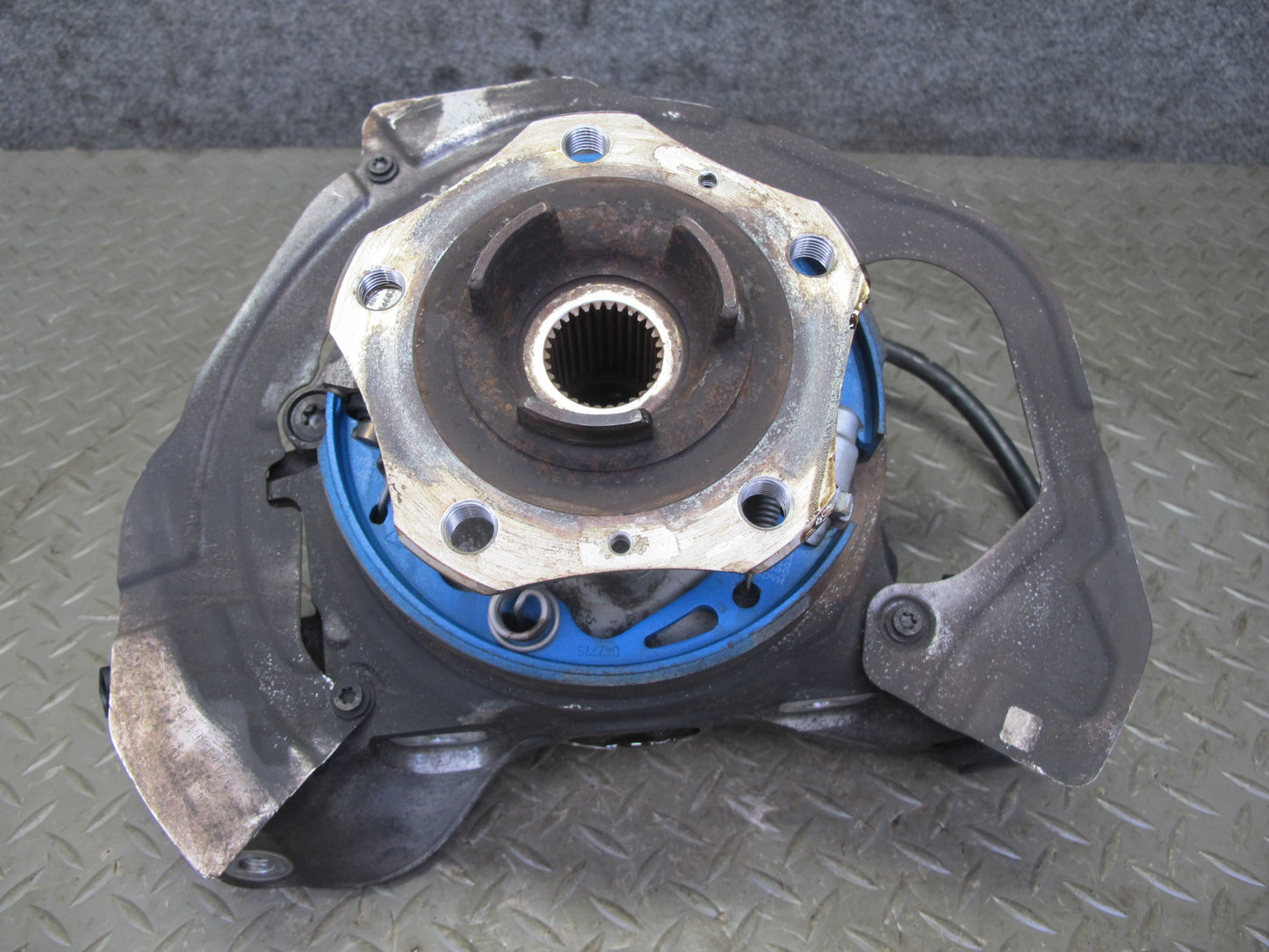 17-23 Porsche Panamera 971 AWD Rear Right Spindle Knuckle Wheel Hub Bearing
