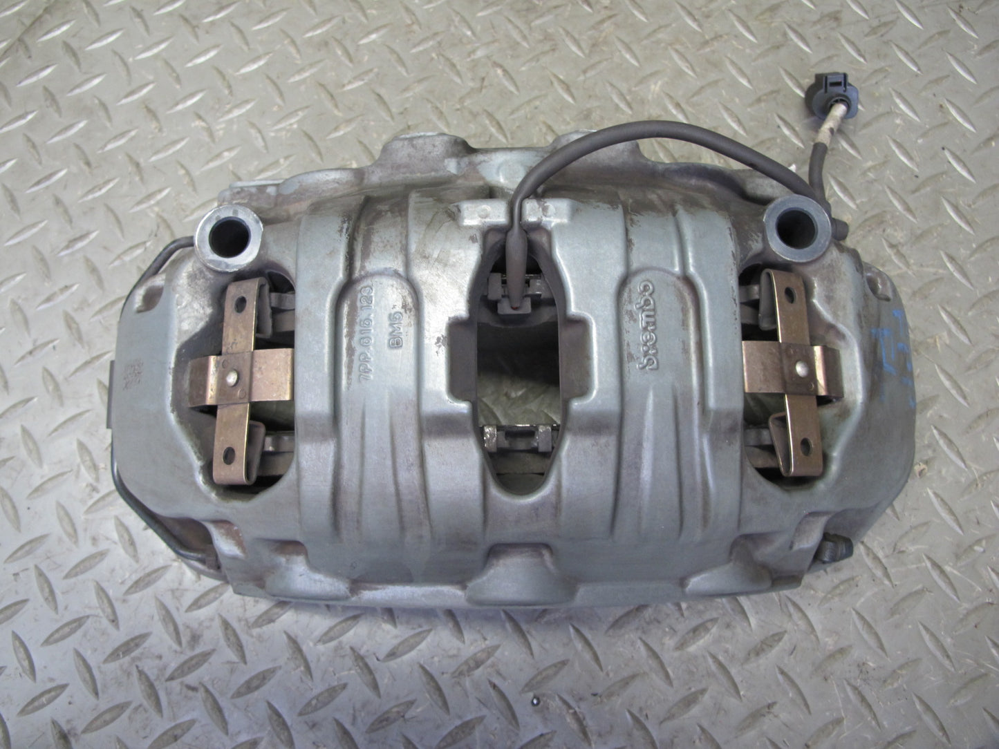 17-23 Porsche Panamera 4S 971 AWD 18" Front Left Brembo Brake Caliper 7PP615123