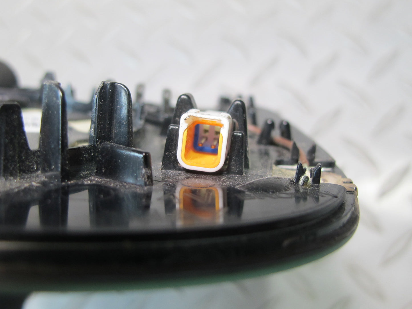 2015-2020 BMW F82 M4 Right Door Exterior Side View Mirror Glass Heated