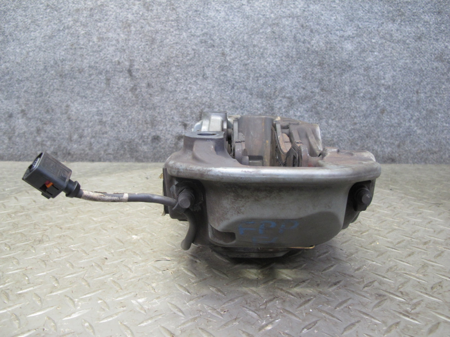 17-23 Porsche Panamera 4S 971 AWD 18" Front Left Brembo Brake Caliper 7PP615123