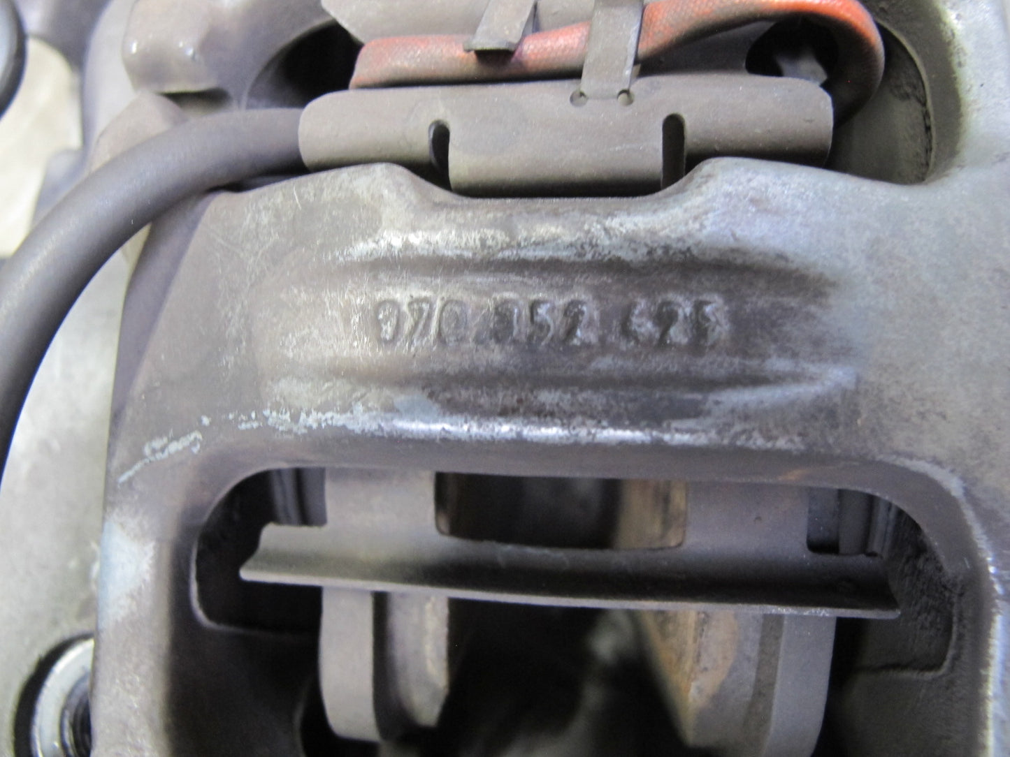 17-23 Porsche Panamera 4S 971 AWD 18" Rear Left & Right Brembo Brake Caliper Set