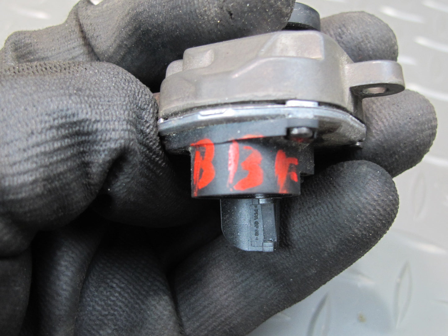 2015-2020 BMW F82 M4 TOP View Door Mirror Camera 9240274