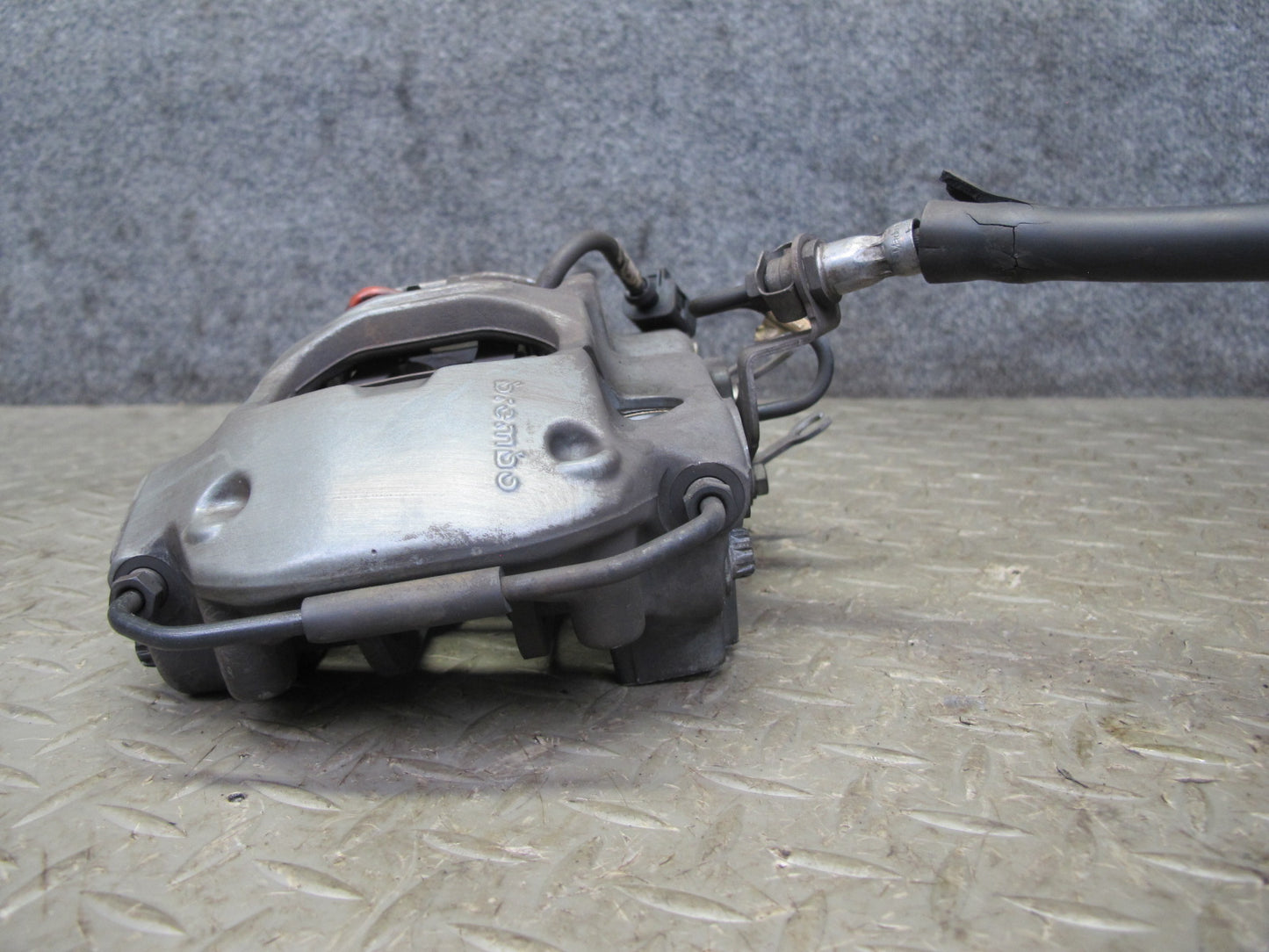 17-23 Porsche Panamera 4S 971 AWD 18" Rear Left & Right Brembo Brake Caliper Set