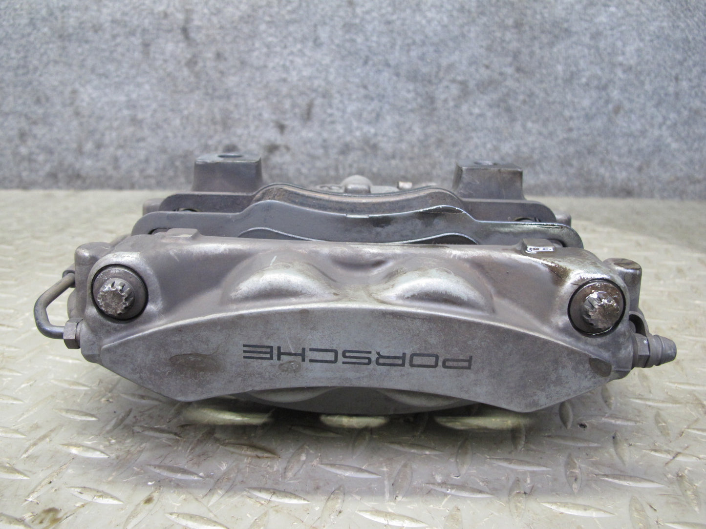 17-23 Porsche Panamera 4S 971 AWD 18" Rear Left & Right Brembo Brake Caliper Set