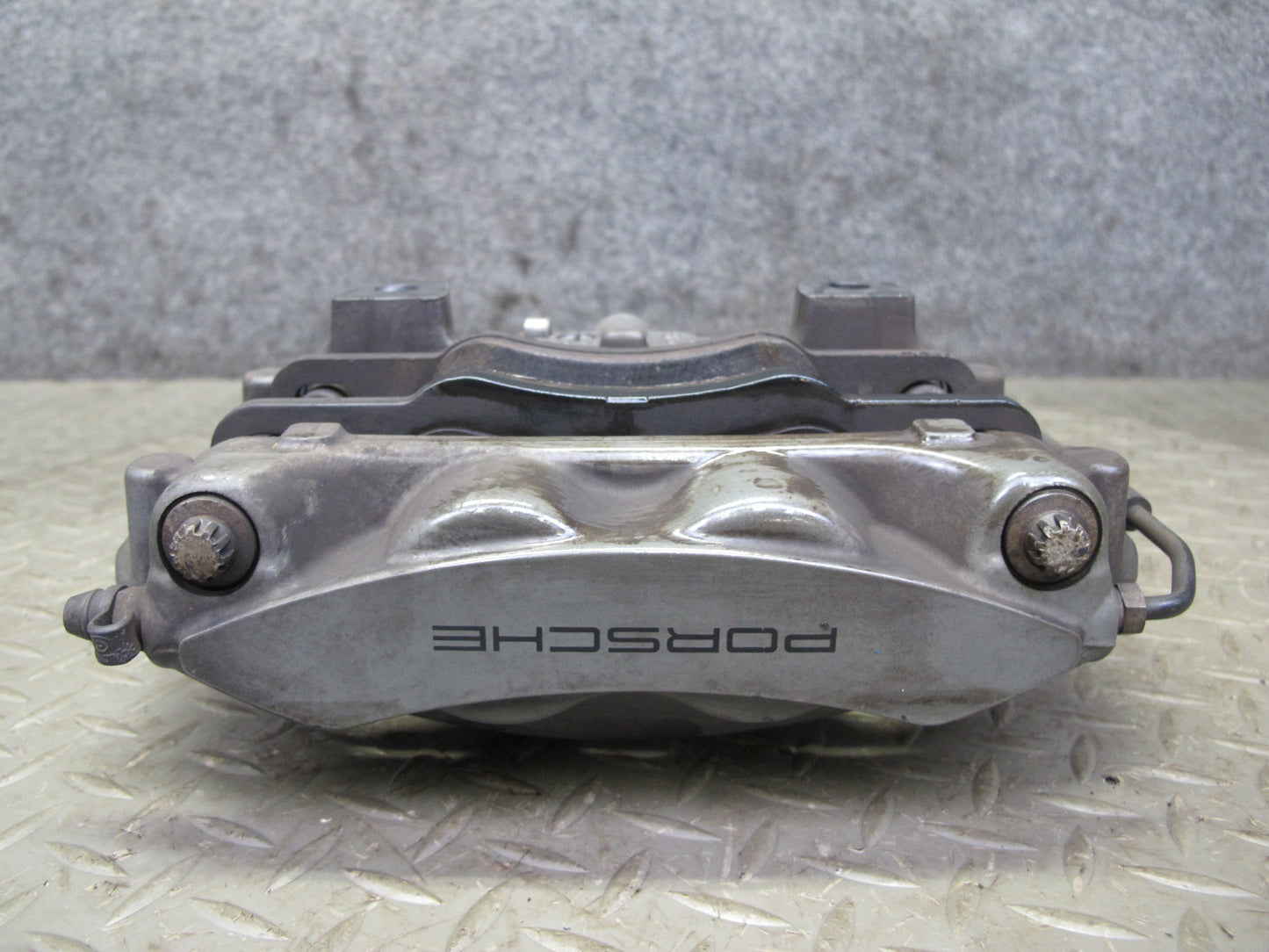 17-23 Porsche Panamera 4S 971 AWD 18" Rear Left & Right Brembo Brake Caliper Set