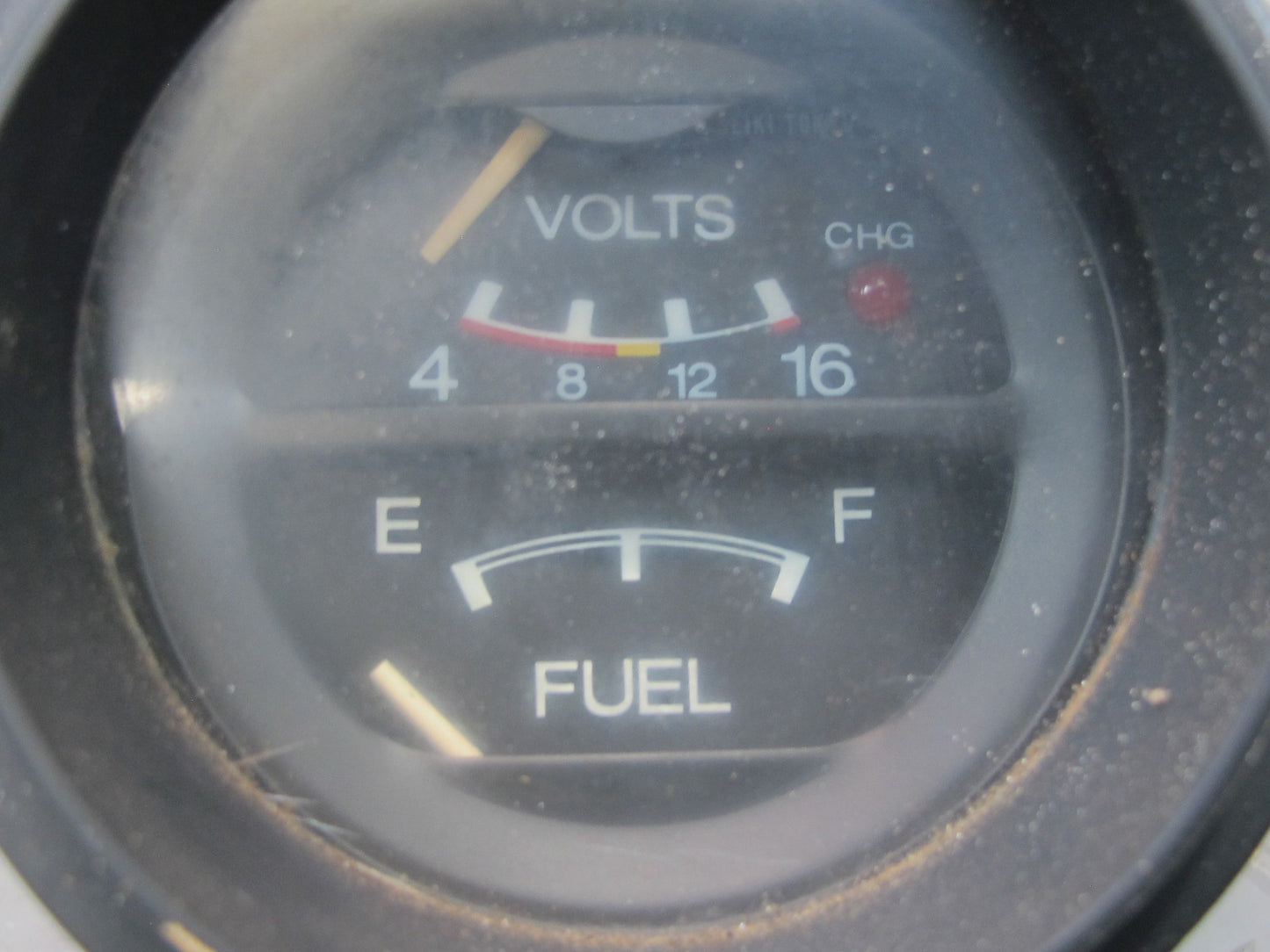 77-78 Datsun S30 280Z Battery Volts & Fuel Gauge OEM