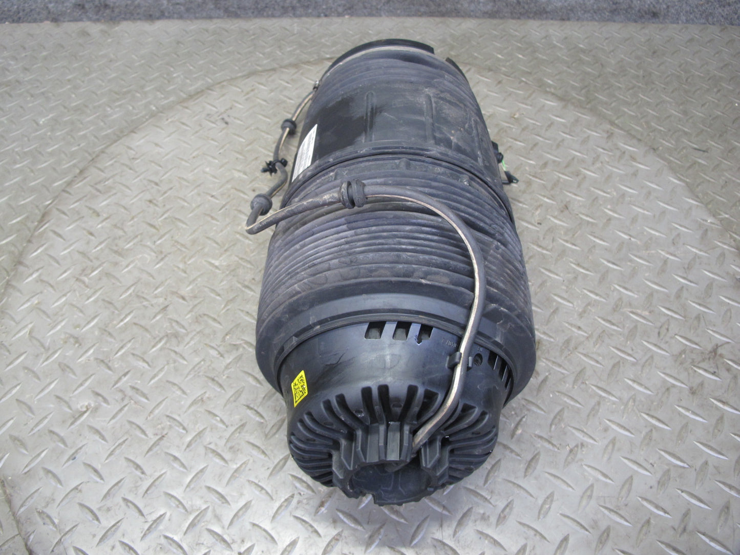 17-21 Porsche Panamera 971 Rear Left Air Shock Strut BAG Spring 971616025C