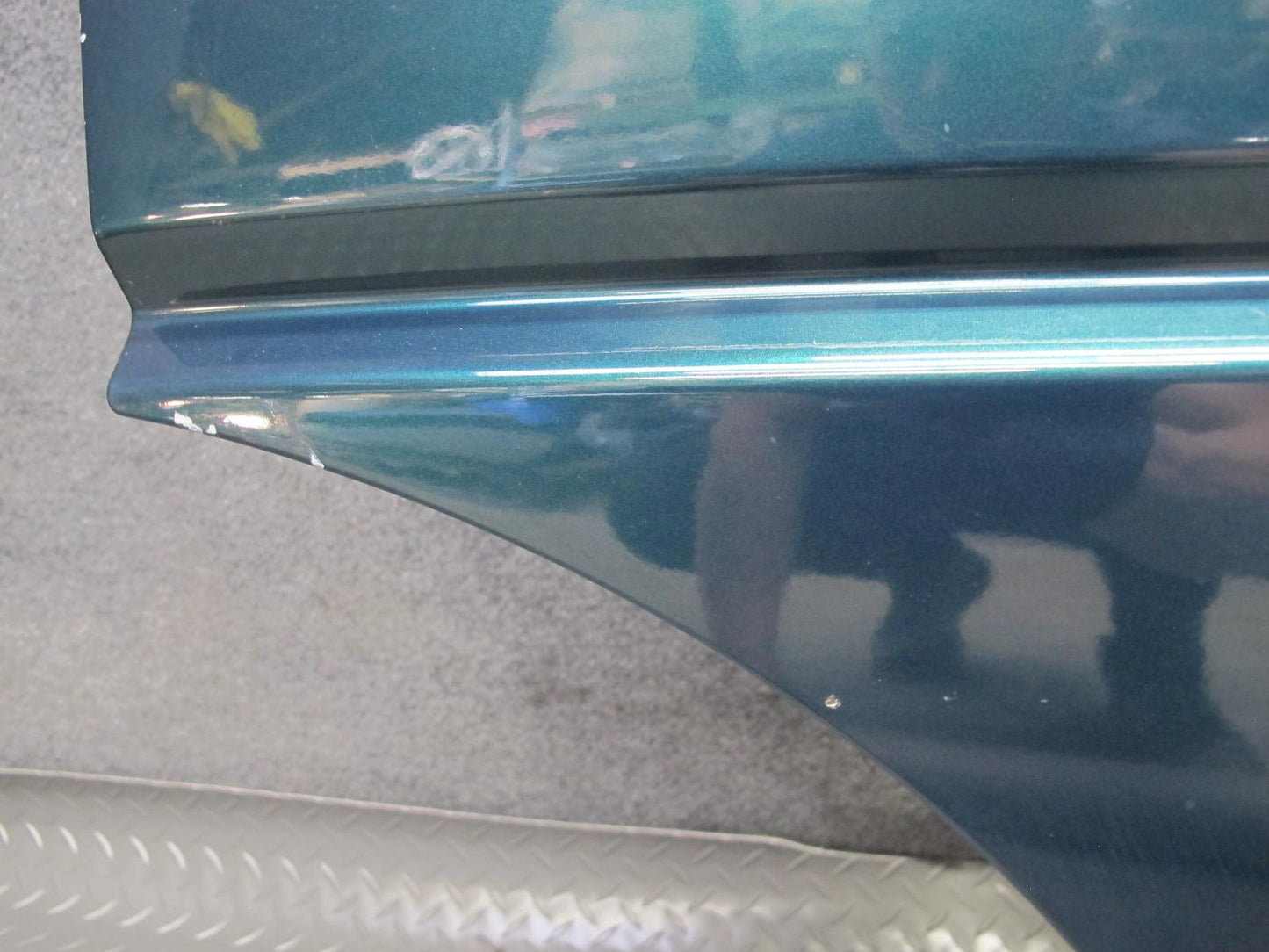 99-03 VW Eurovan T4 Front Left Door Shell Panel Green Pearl OEM