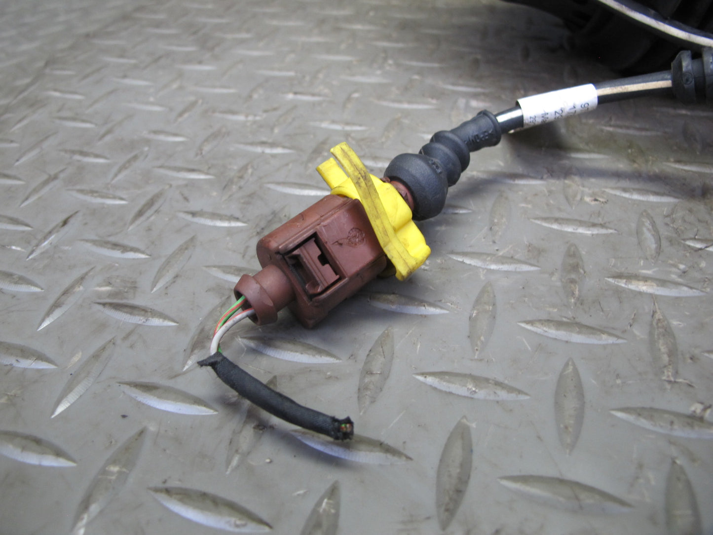 17-21 Porsche Panamera 971 Rear Right Air Shock Strut BAG Spring 971616026C